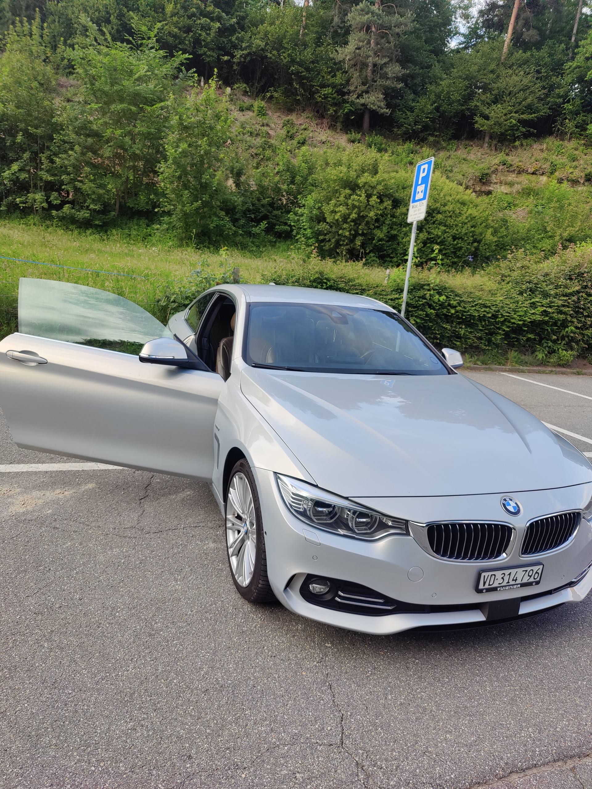 BMW 435i xDrive-image-1