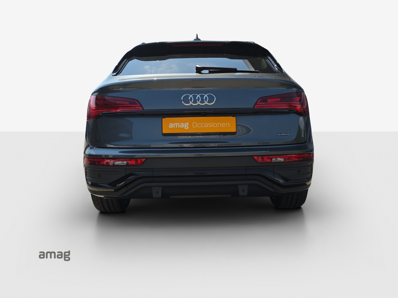 AUDI Q5 Sportback 40 TDI Blackedition quattro S-tronic-showroom-element-3