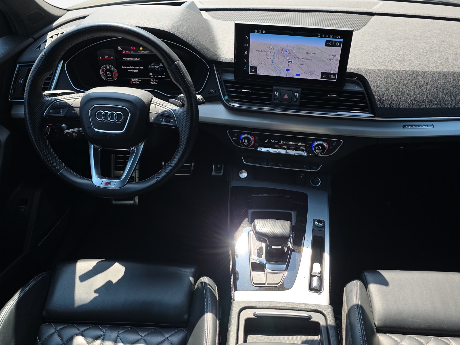 AUDI Q5 Sportback 40 TDI Blackedition quattro S-tronic-image-8