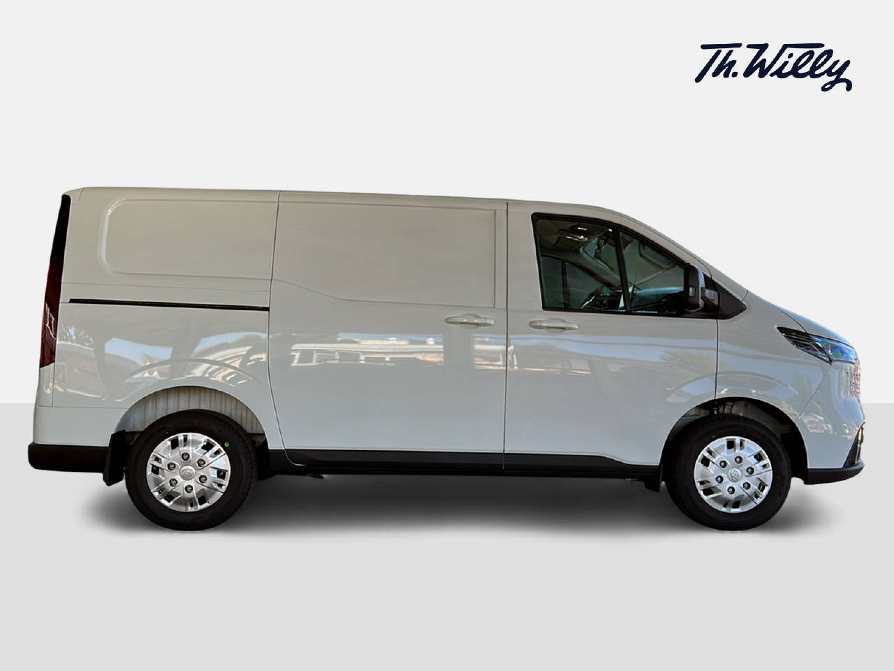 MAXUS Deliver 7 Kaw. L1H1 2.0 TD Base-image-2