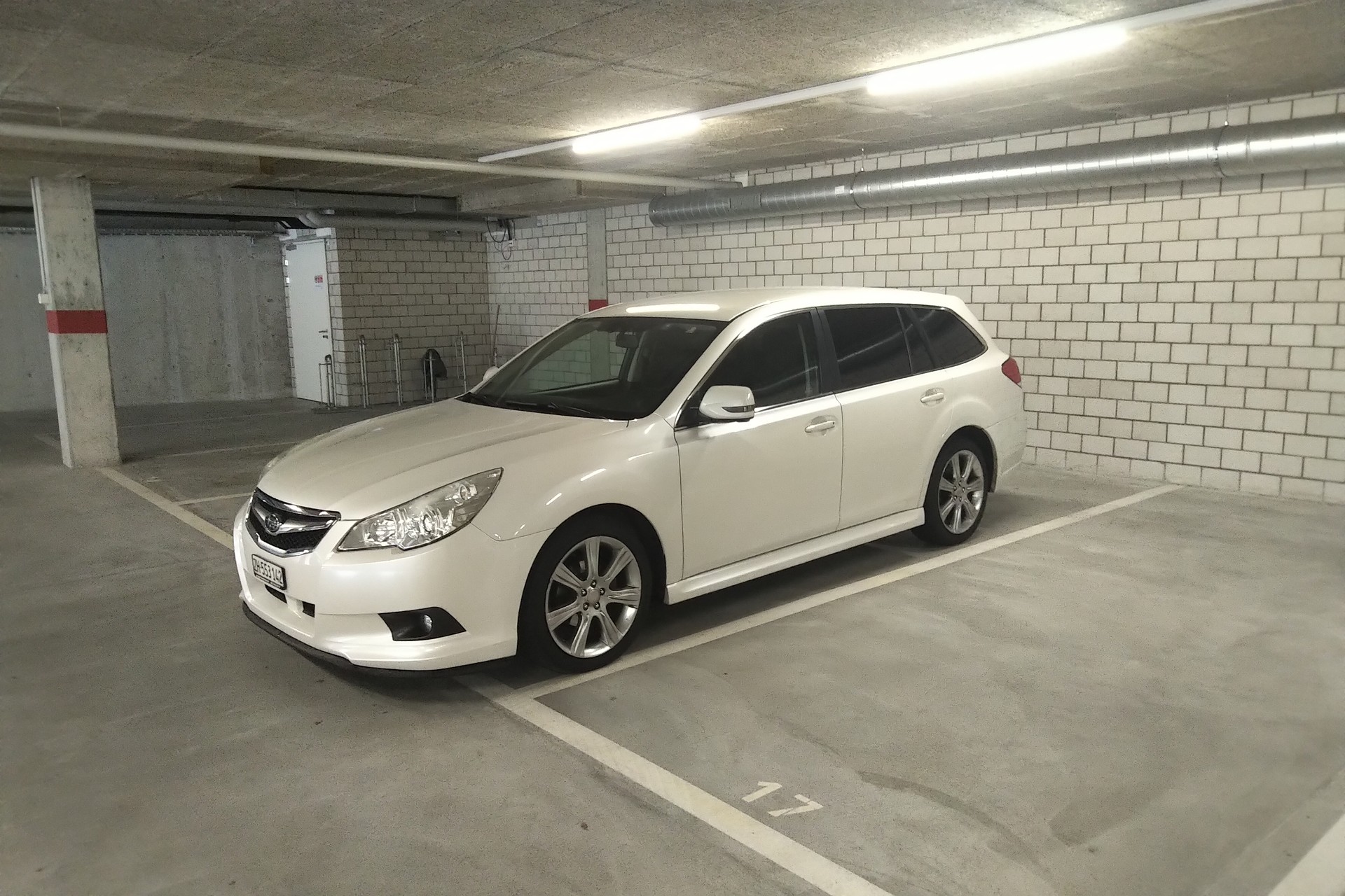 SUBARU 2.0i Swiss-image-0