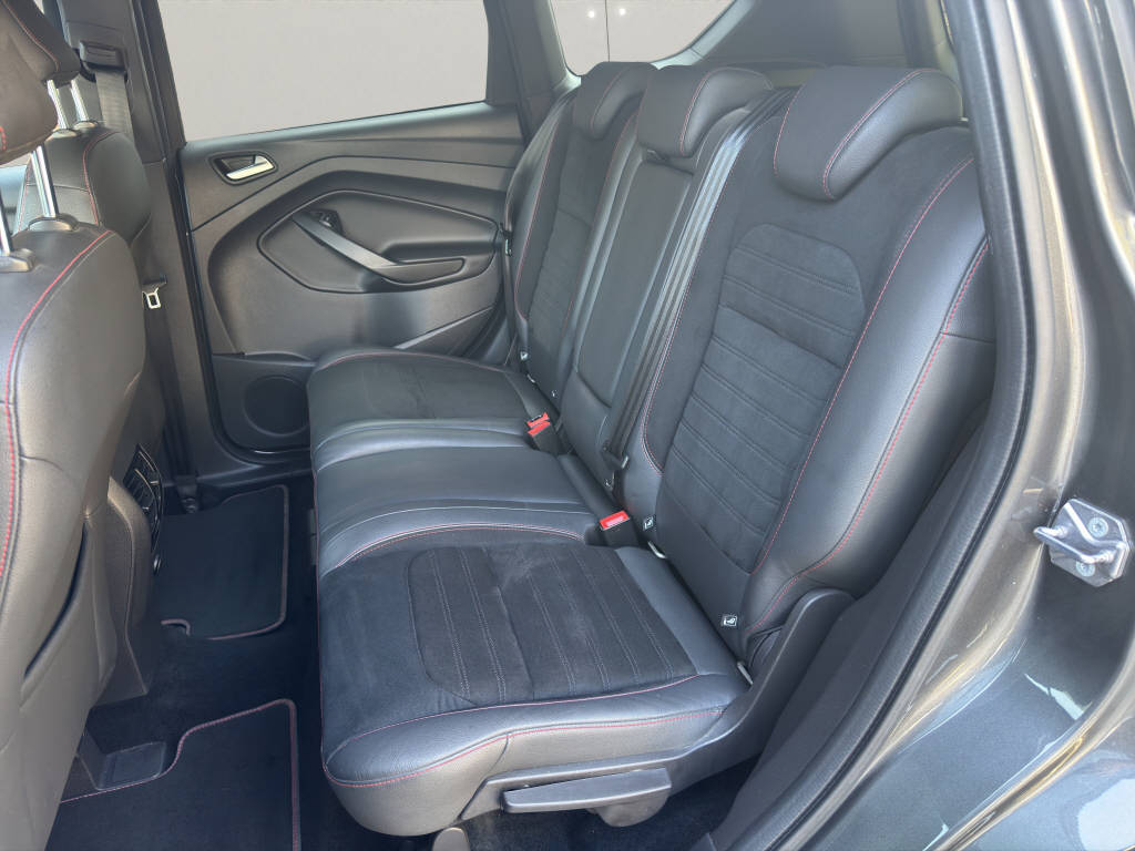 FORD Kuga 2.0 TDCi 180 ST-Line-image-10