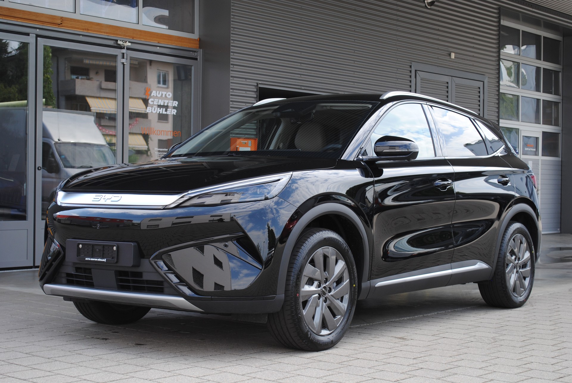 BYD Atto 3 EVO 74.8 kWh Excellence AWD-image-2