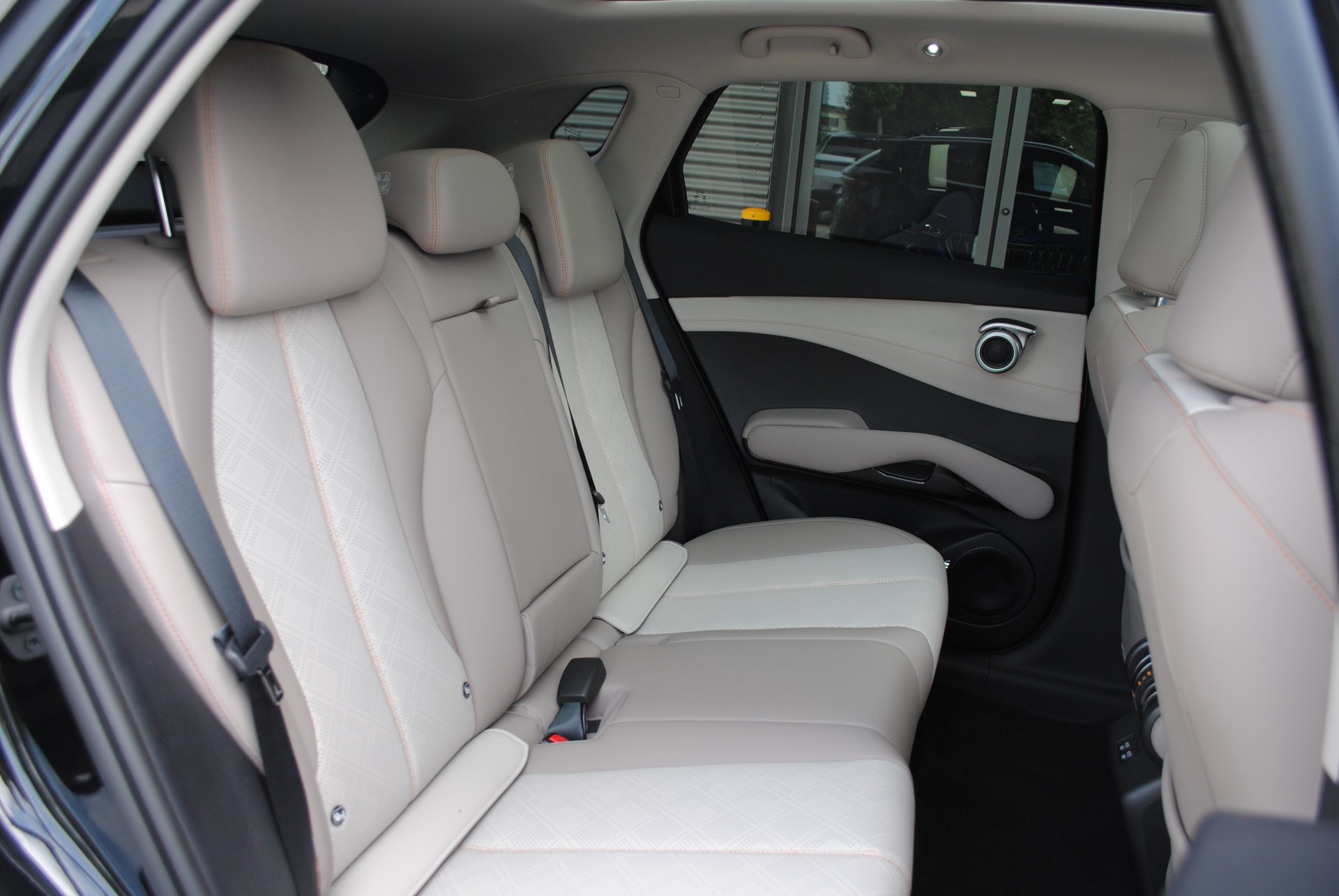 BYD Atto 3 EVO 74.8 kWh Excellence AWD-image-18