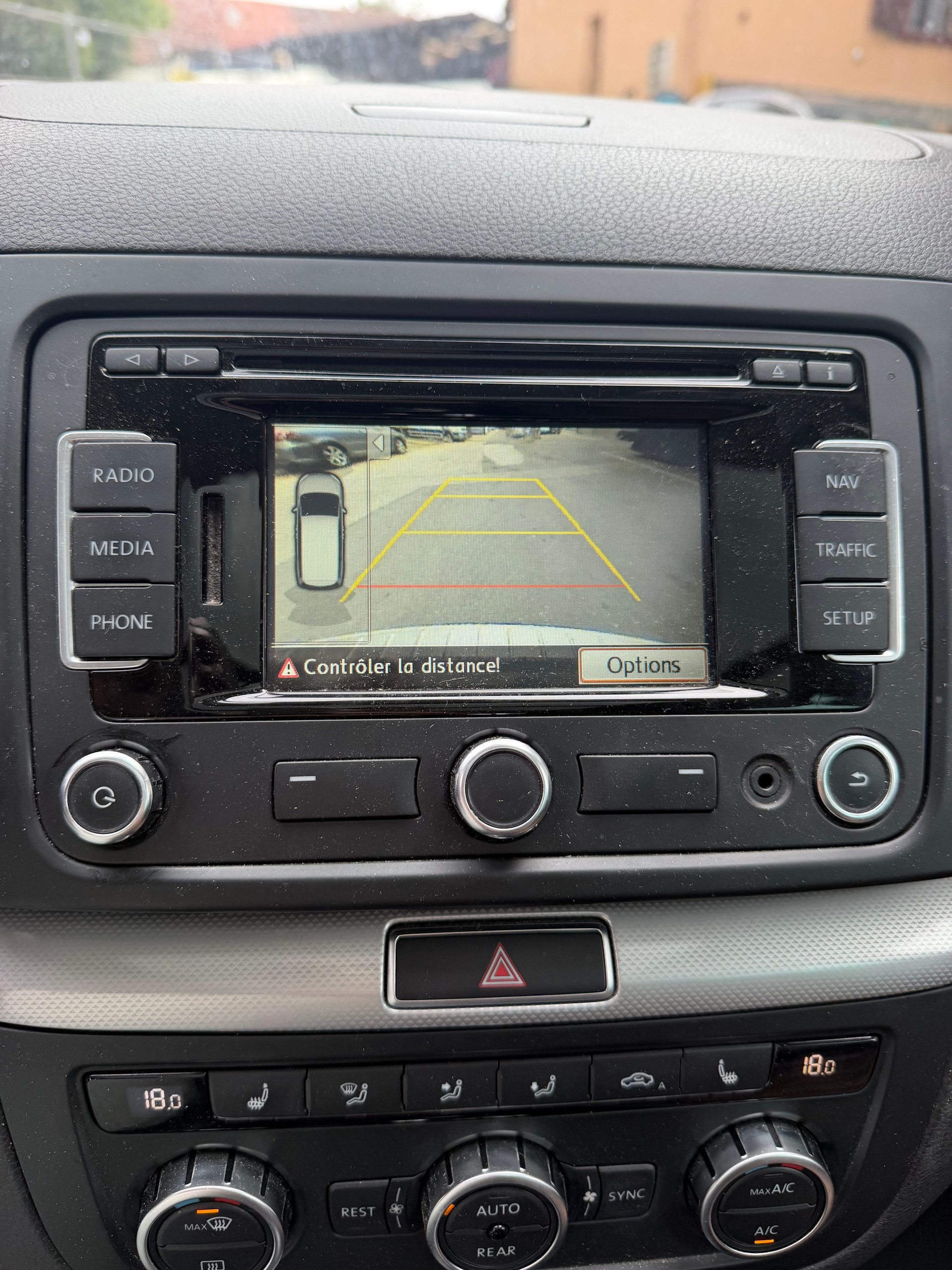 VW Sharan 2.0 TSI Design DSG-image-6