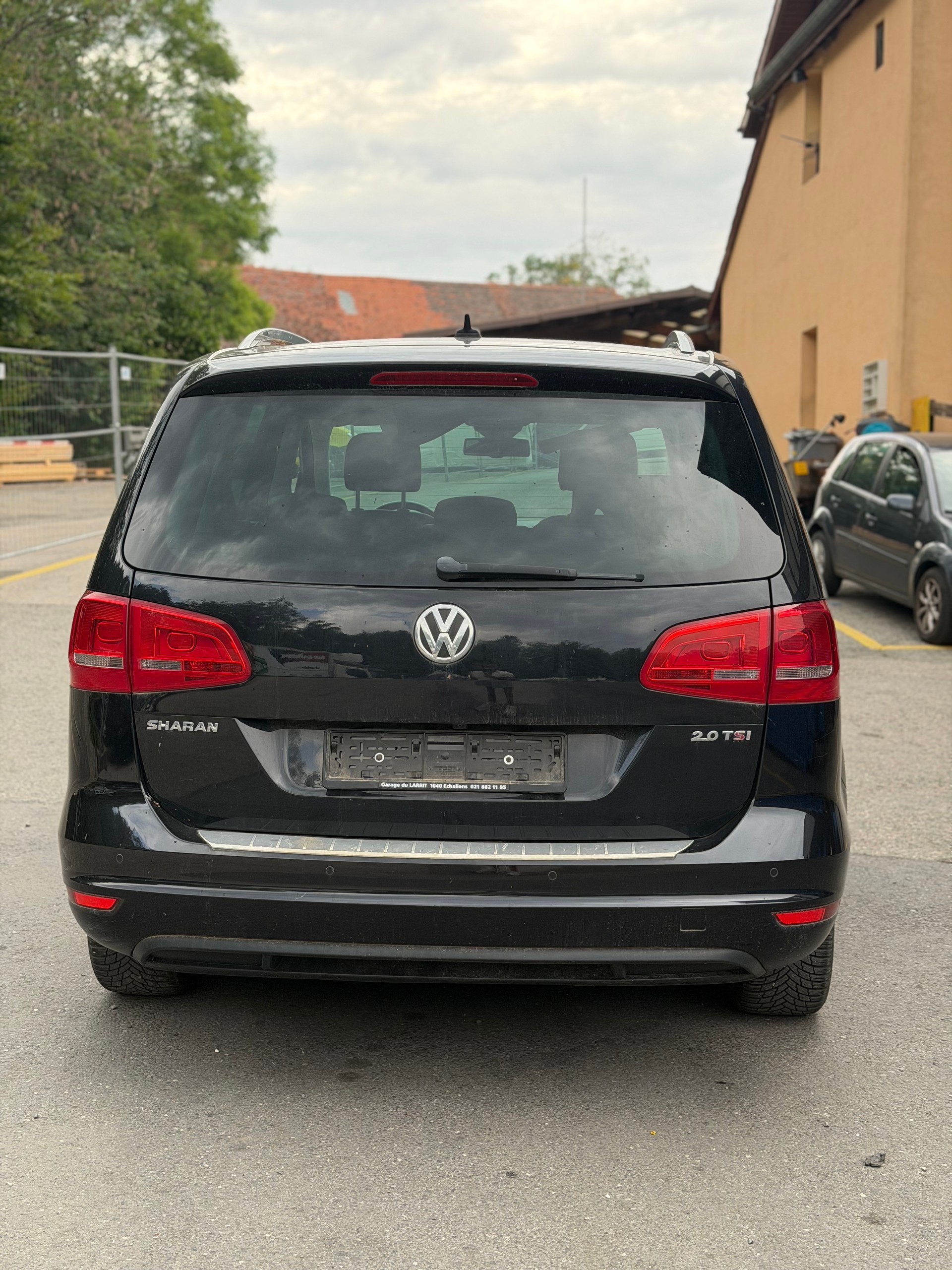 VW Sharan 2.0 TSI Design DSG-image-5