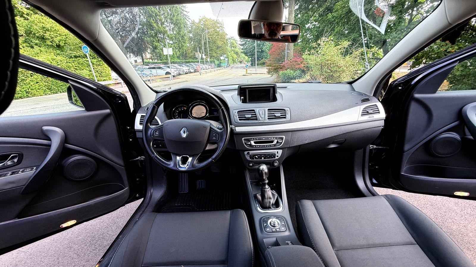 RENAULT Mégane 1.4 Dynamique-image-7