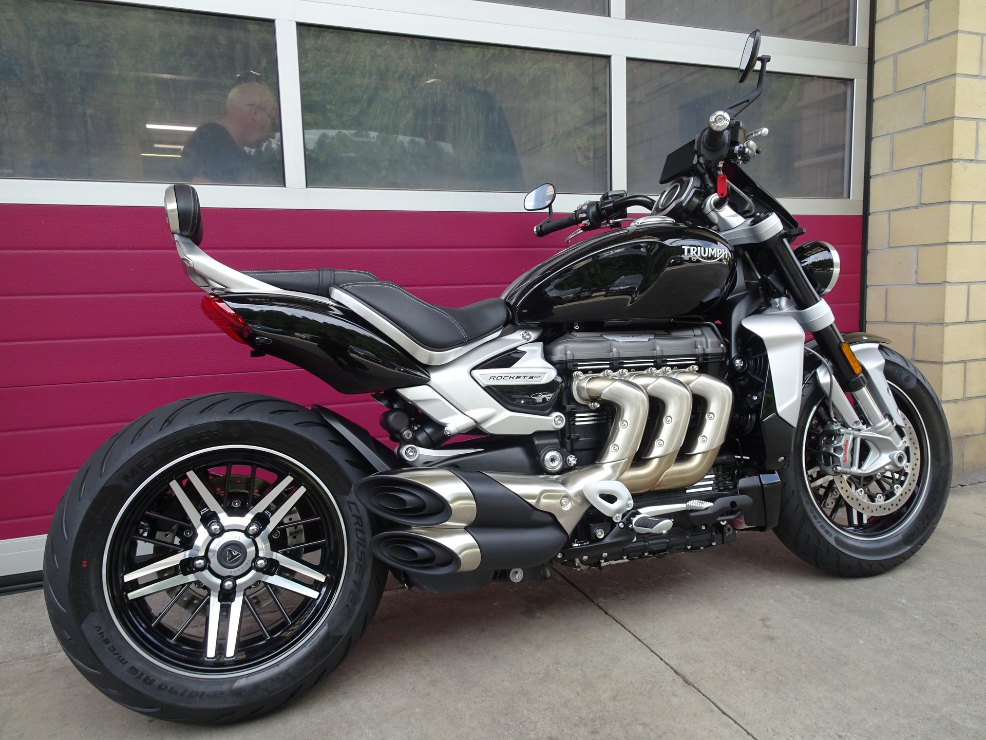 TRIUMPH Rocket 3 GT-image-8