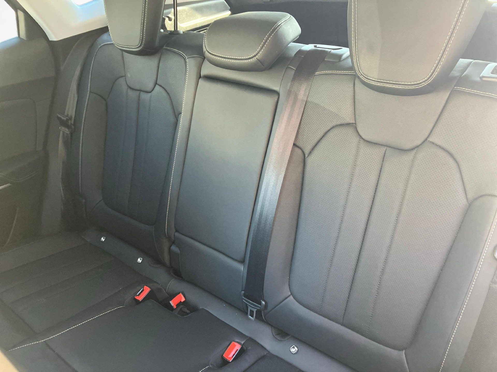 OPEL Grandland 1.6 T PHEV Elegance-image-10