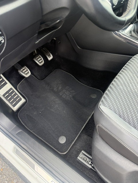 VW 1.5 TSI Sport-image-8
