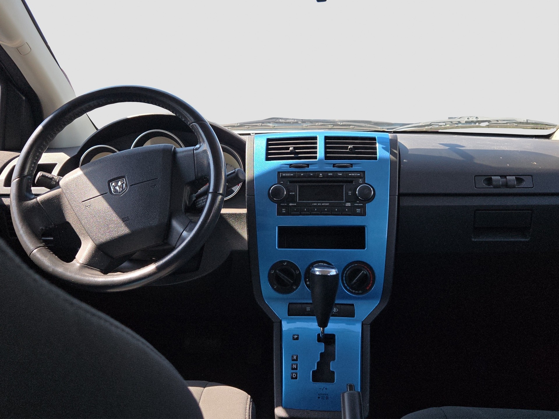 DODGE Caliber 2.0 SXT CVT-image-13