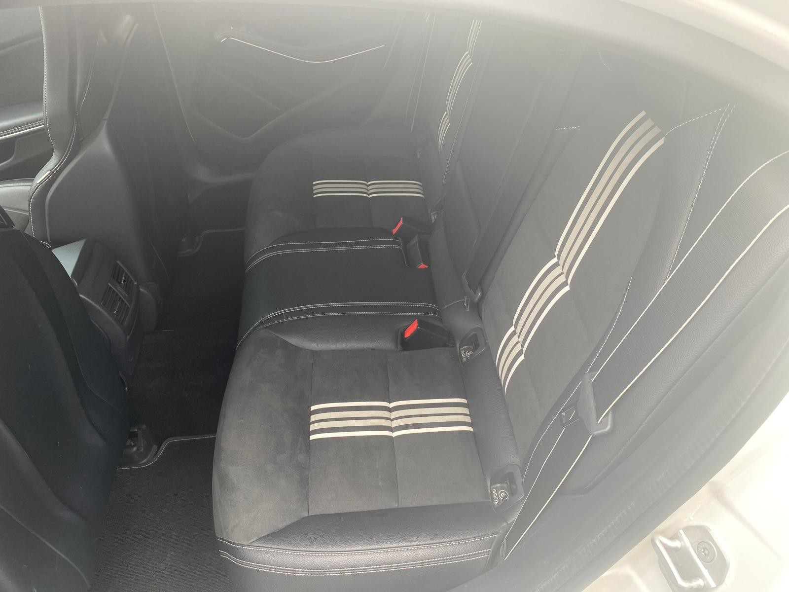 MERCEDES-BENZ A 250 Sport 4Matic 7G-DCT-image-10