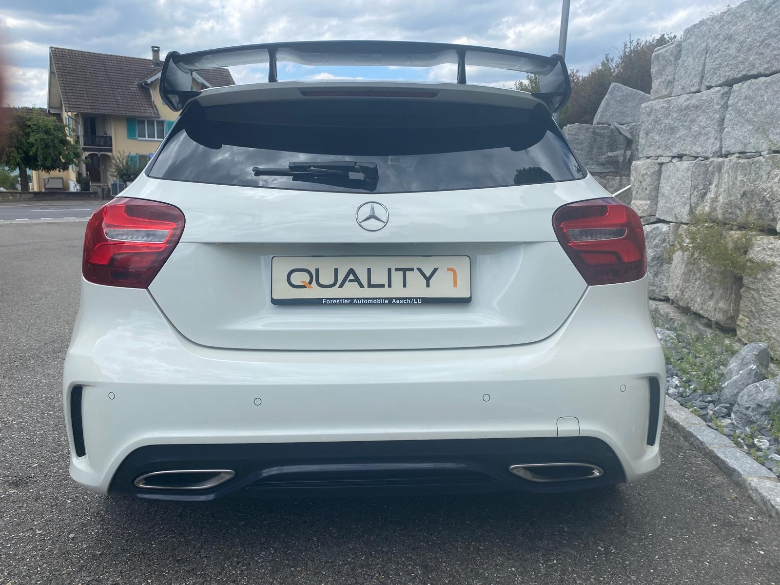 MERCEDES-BENZ A 250 Sport 4Matic 7G-DCT-image-2