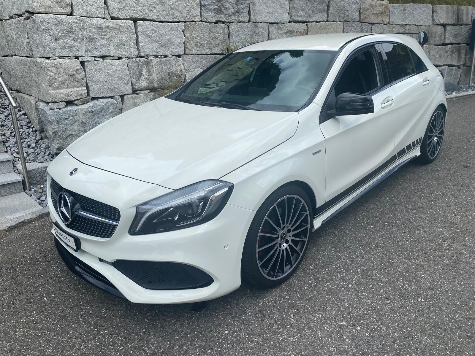 MERCEDES-BENZ A 250 Sport 4Matic 7G-DCT-image-0