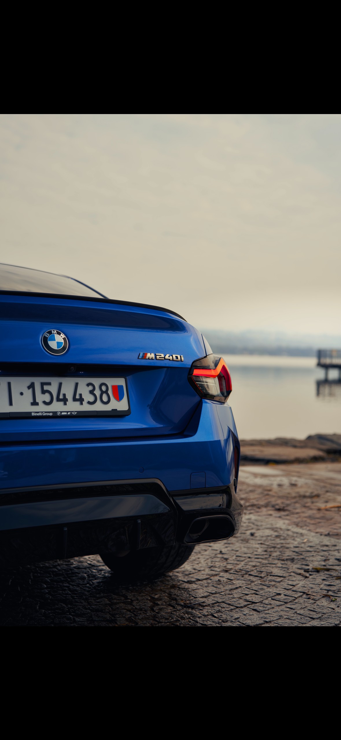 BMW M240i xDrive-image-8