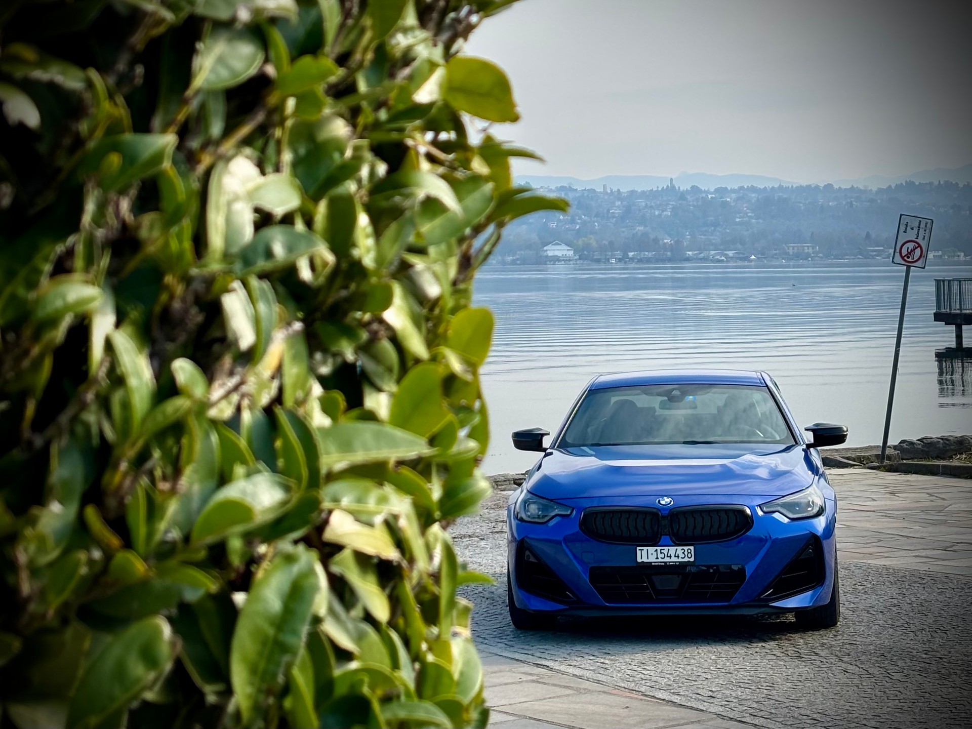 BMW M240i xDrive-image-12