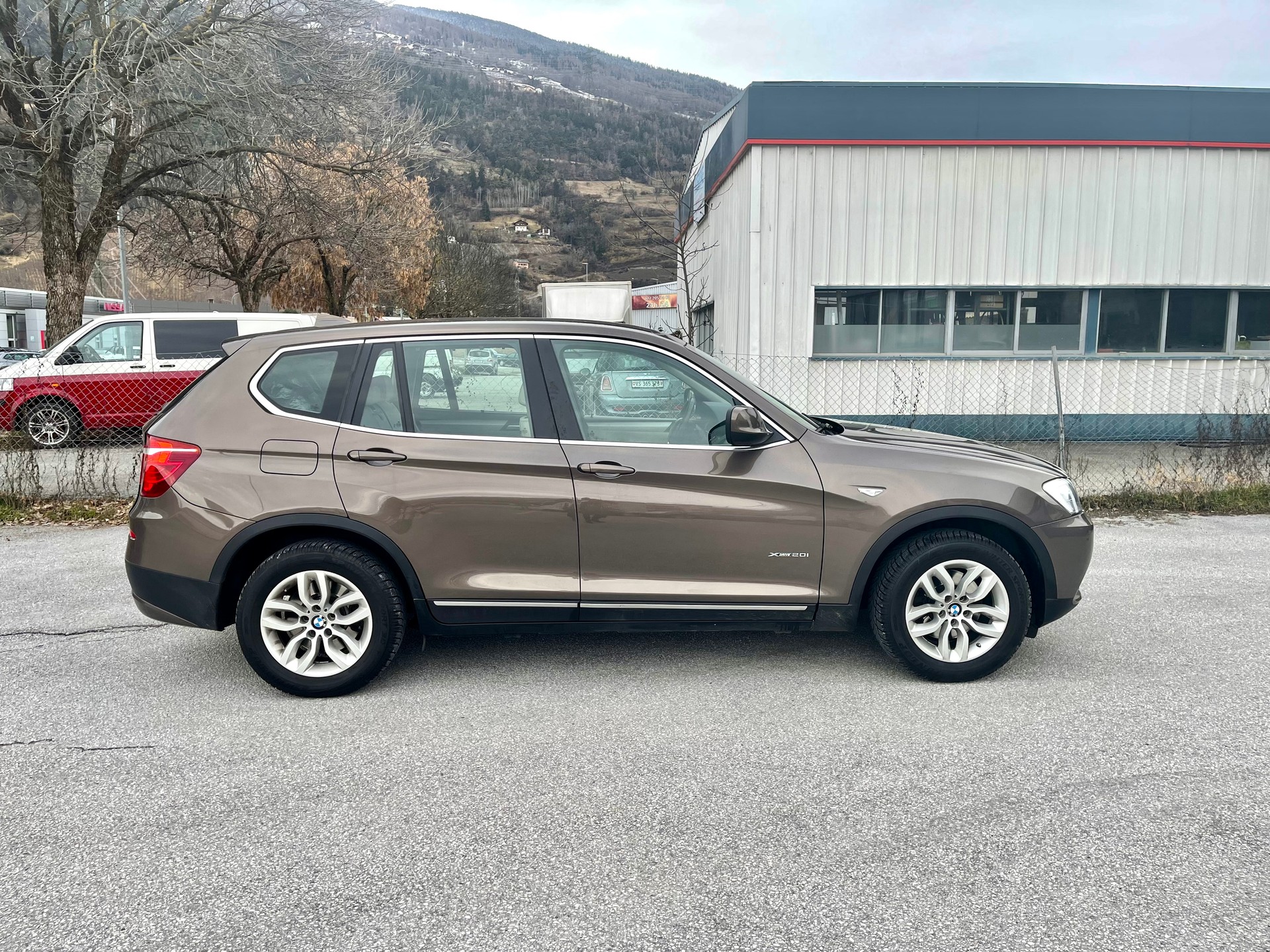 BMW X3 xDrive 20i Steptronic-image-5