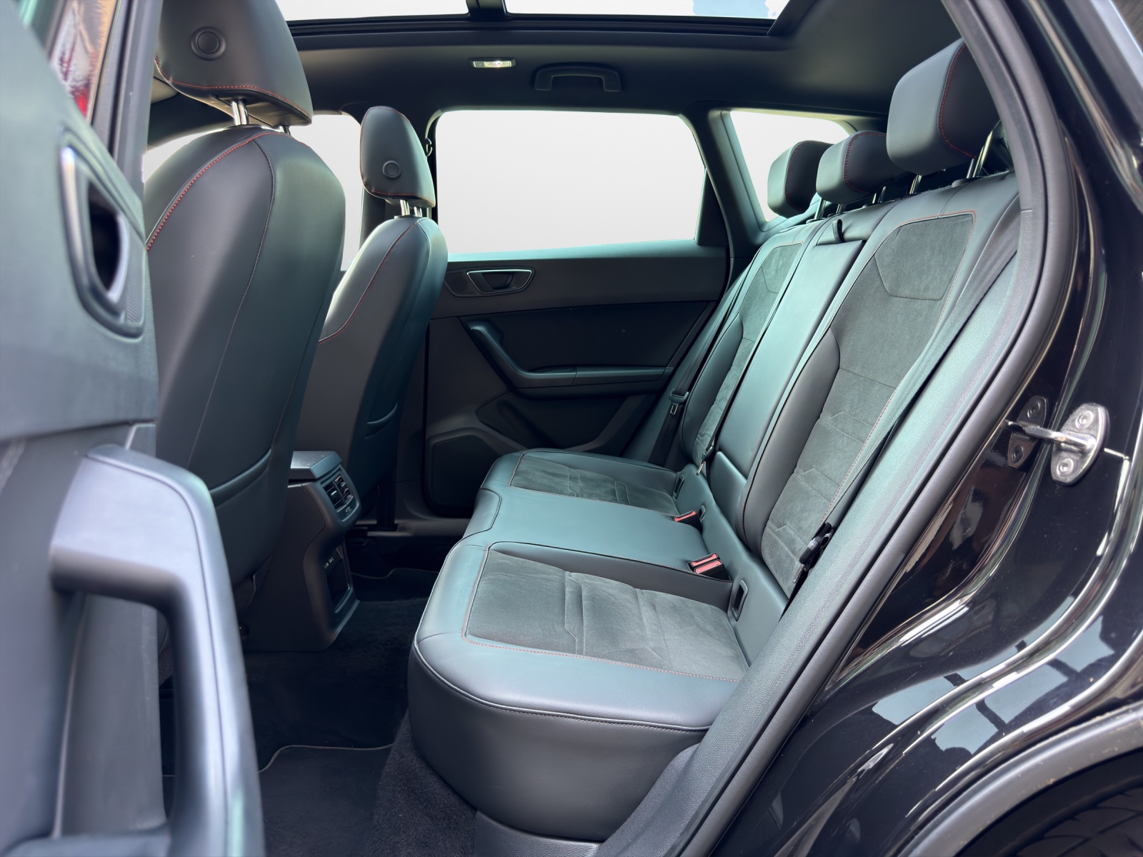 SEAT Ateca 1.5 TSI Hola FR DSG-image-5
