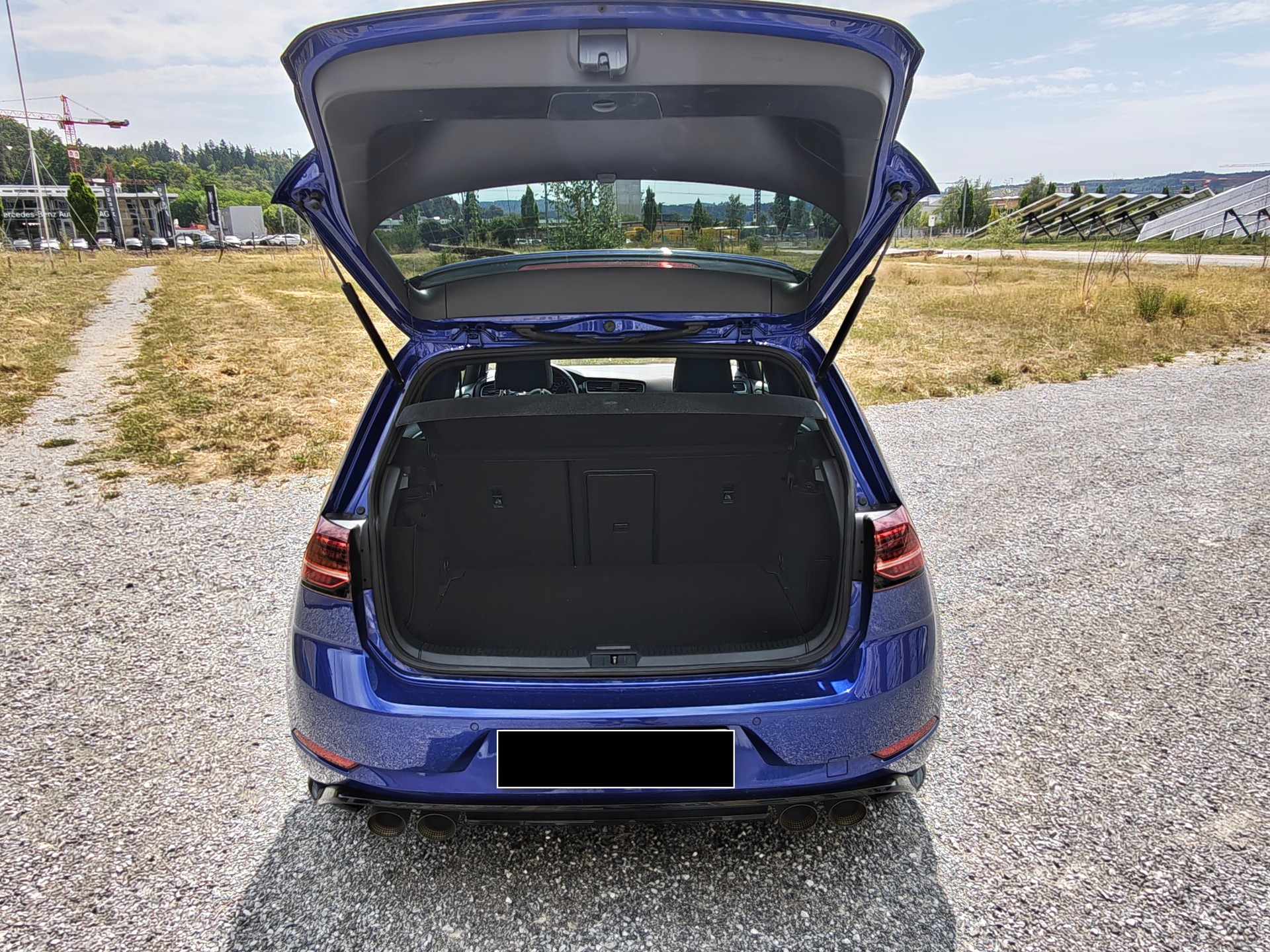 VW 2.0 TSI R DSG 4motion-image-3