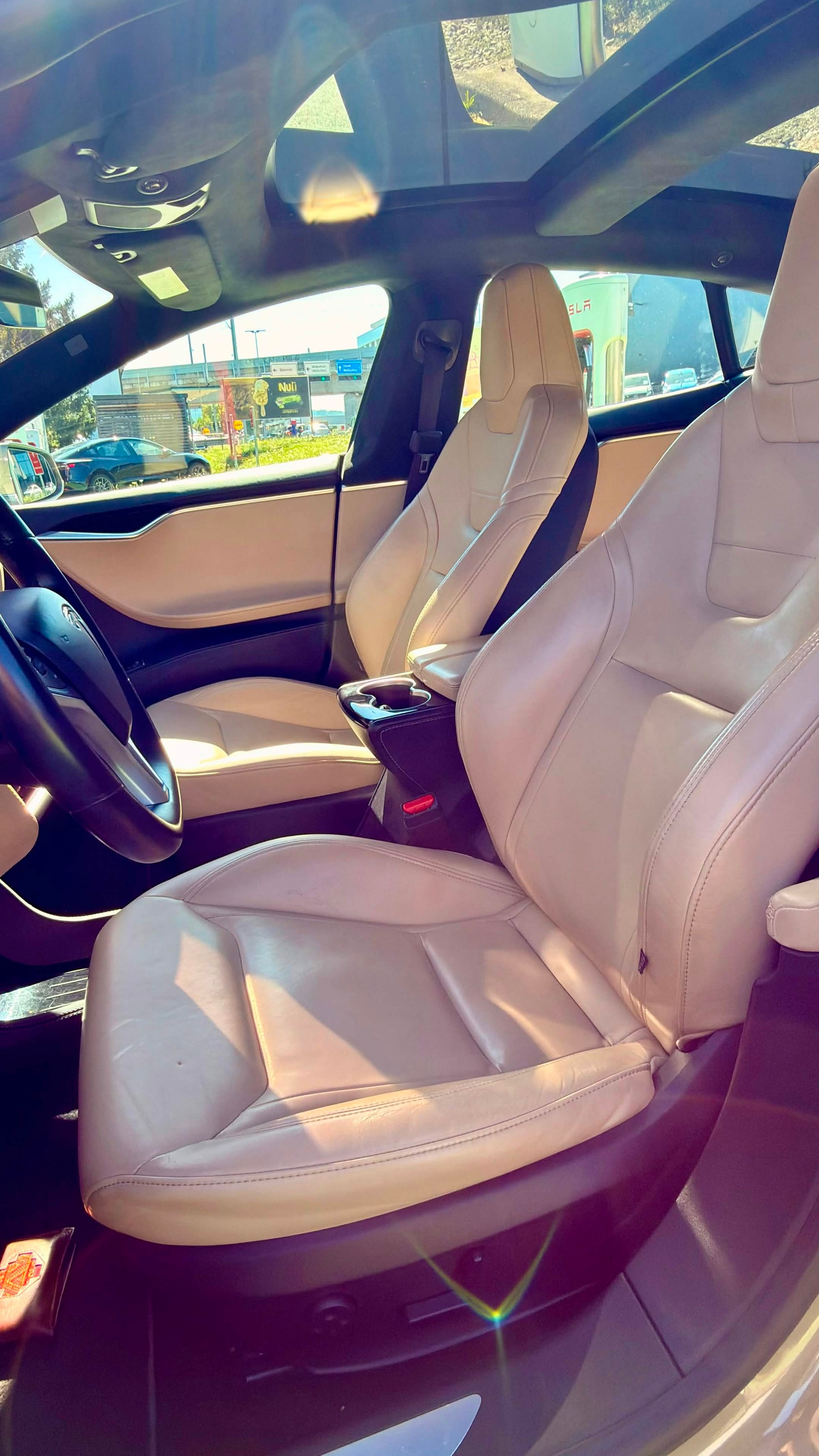 TESLA 90 D-image-1