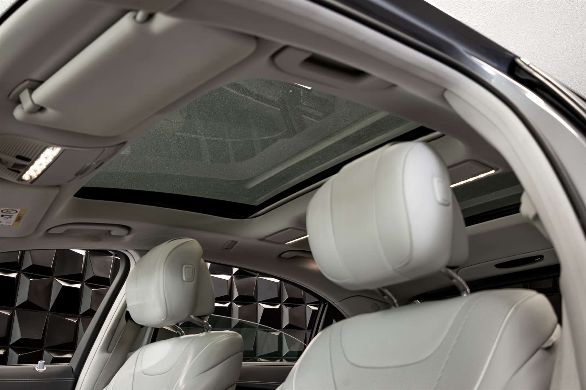 MERCEDES-BENZ S 500 L 4Matic 7G-Tronic-image-14