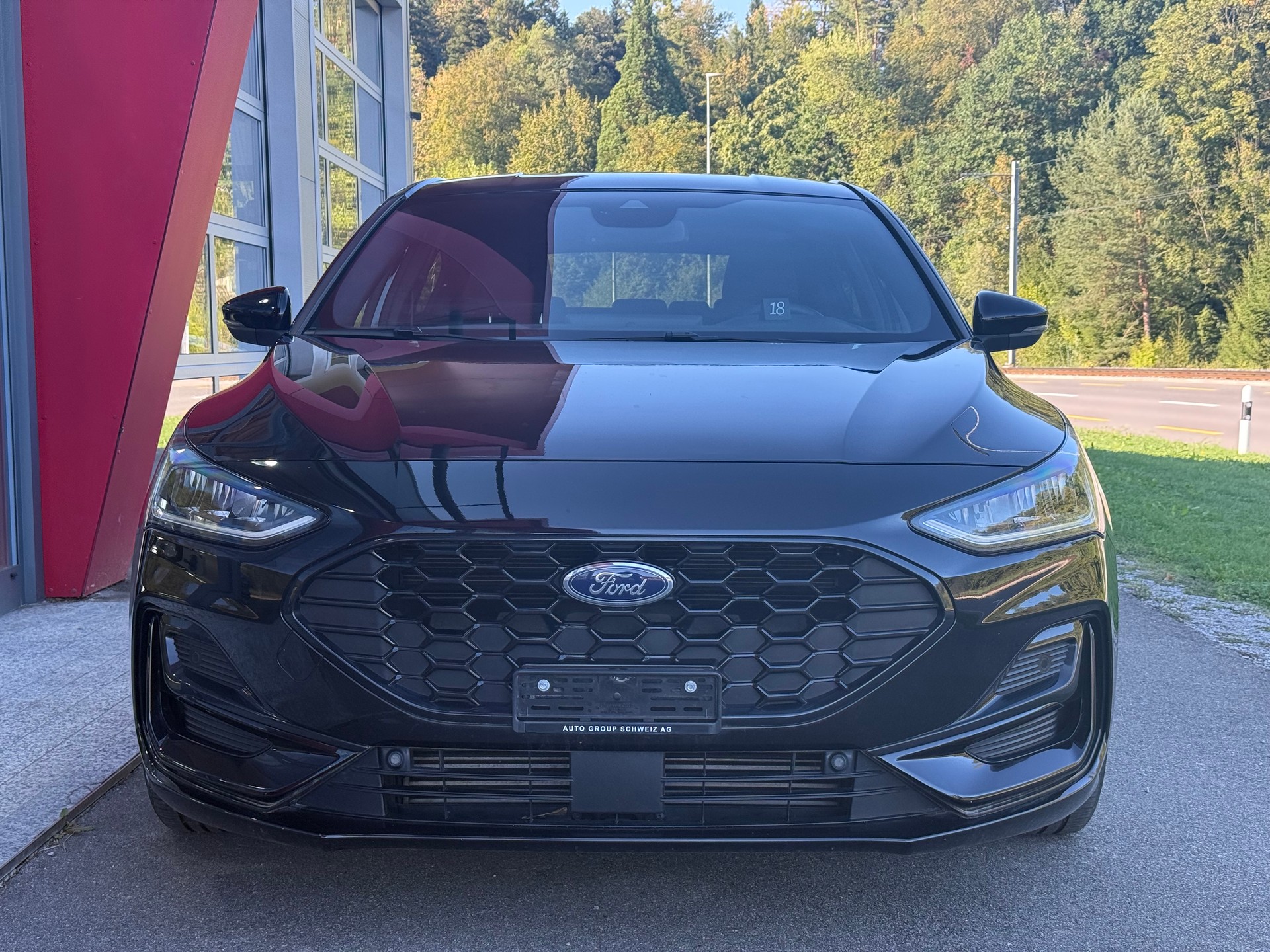 FORD Focus 1.0 MHEV ST-Line Automat LEASING AB 244.25 CHF / MONAT-showroom-element-1