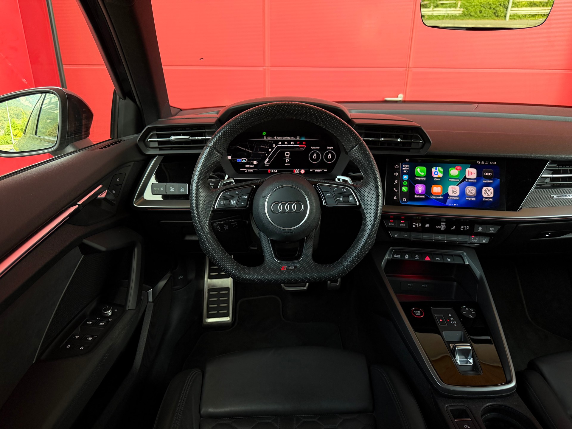 AUDI RS3 Sportback 2.5 TSI quattro S-tronic-image-8