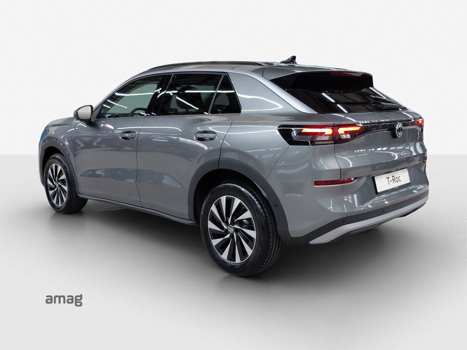 VW T-Roc 1.5 eTSI mHEV Life DSG-image-2