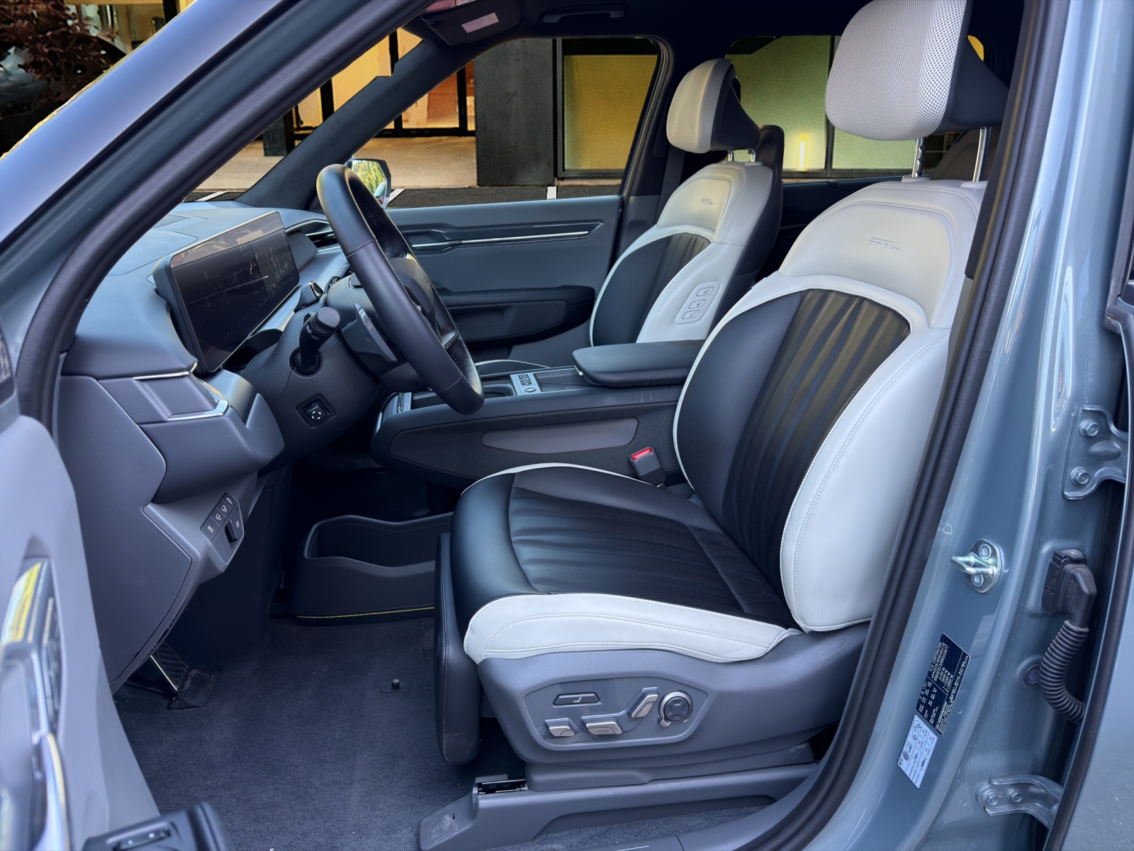 KIA EV9 99.8 kWh GT-Line 4x4-image-8