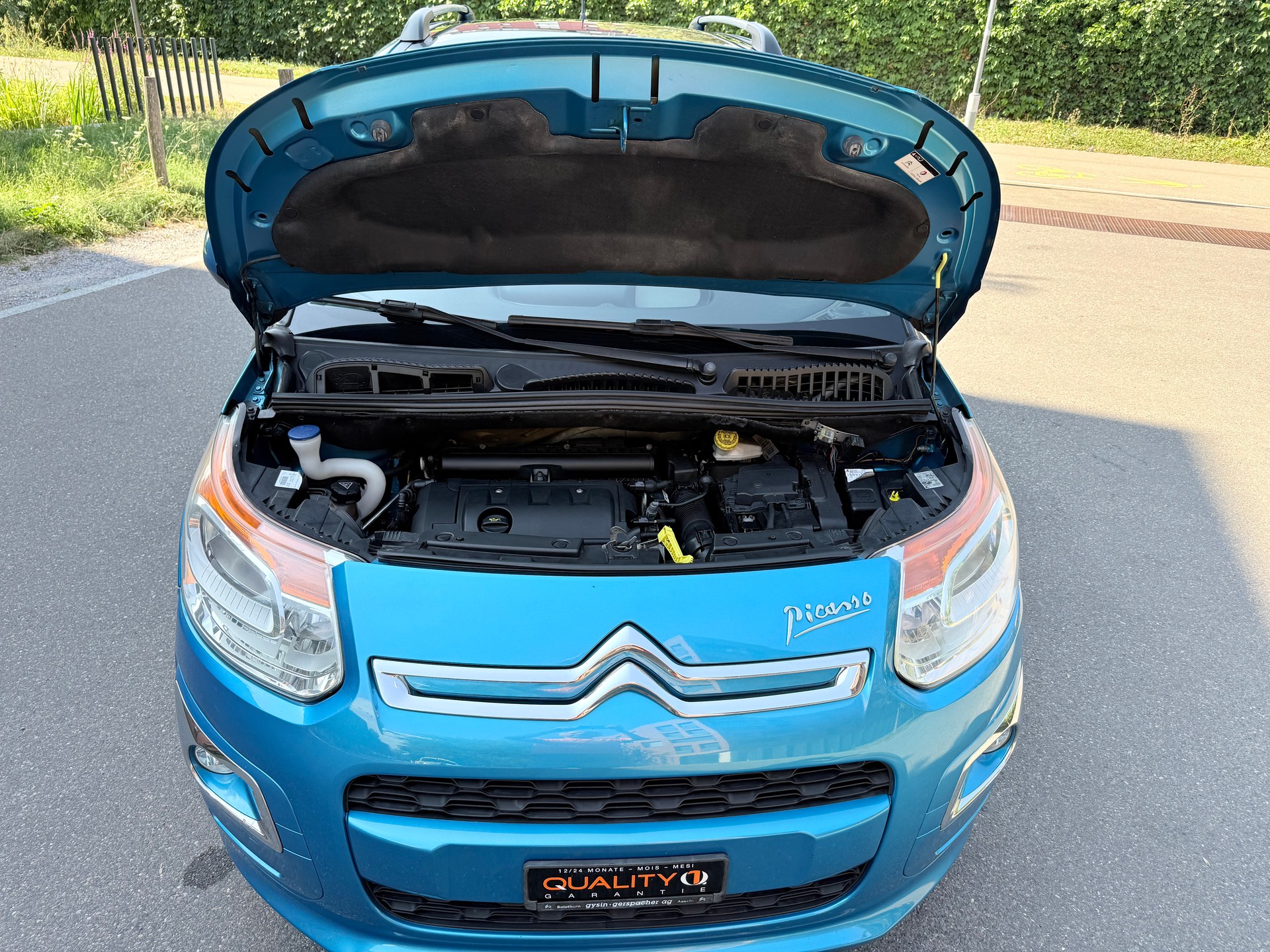CITROEN C3 Picasso 1.4i 16V Exclusive-image-24