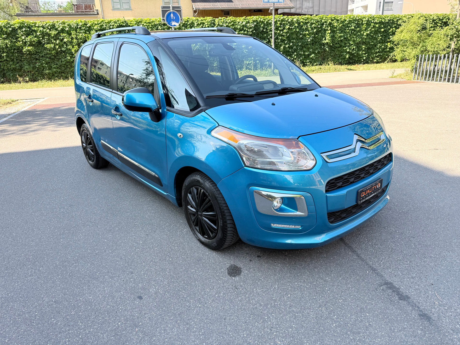 CITROEN C3 Picasso 1.4i 16V Exclusive-image-3