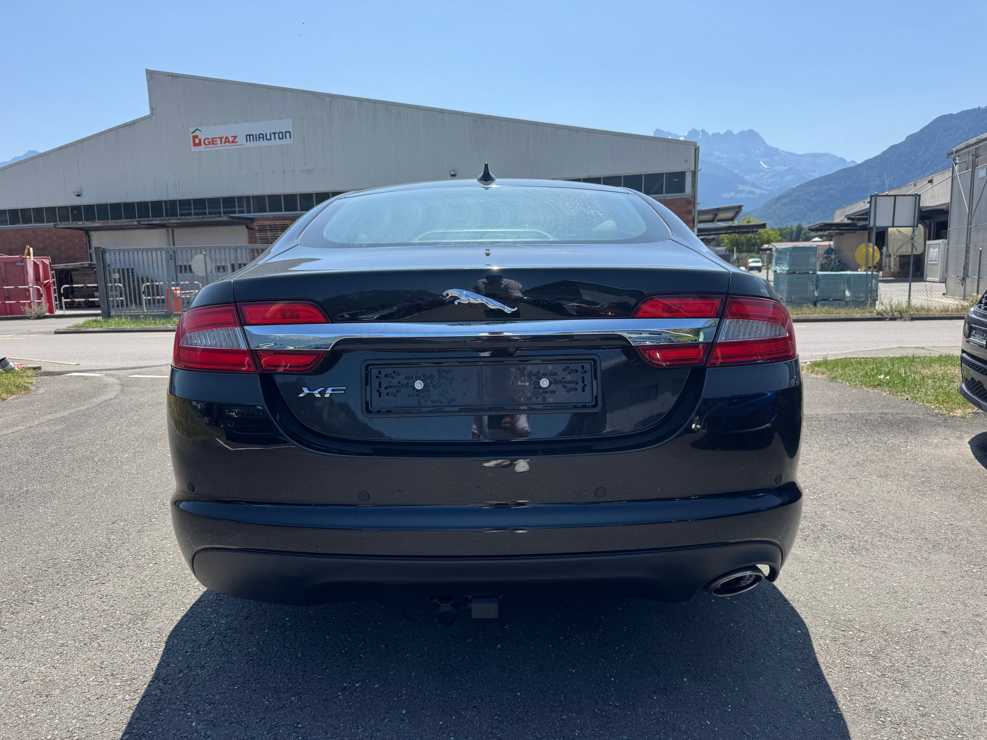 JAGUAR XF 2.2d Premium Luxury-image-6