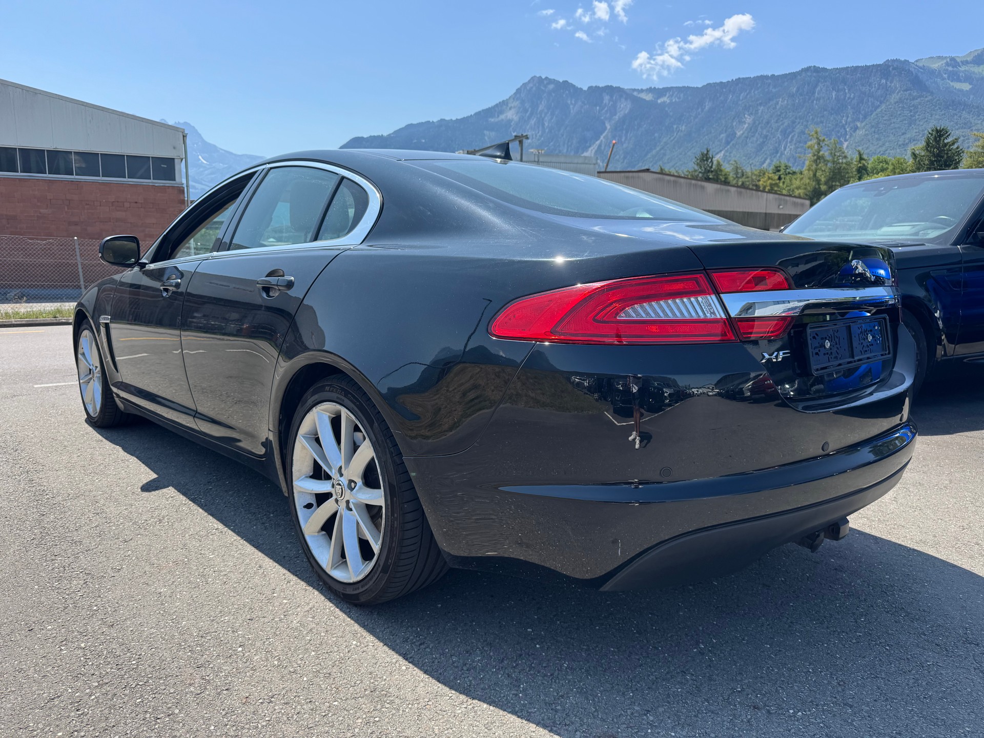 JAGUAR XF 2.2d Premium Luxury-image-7