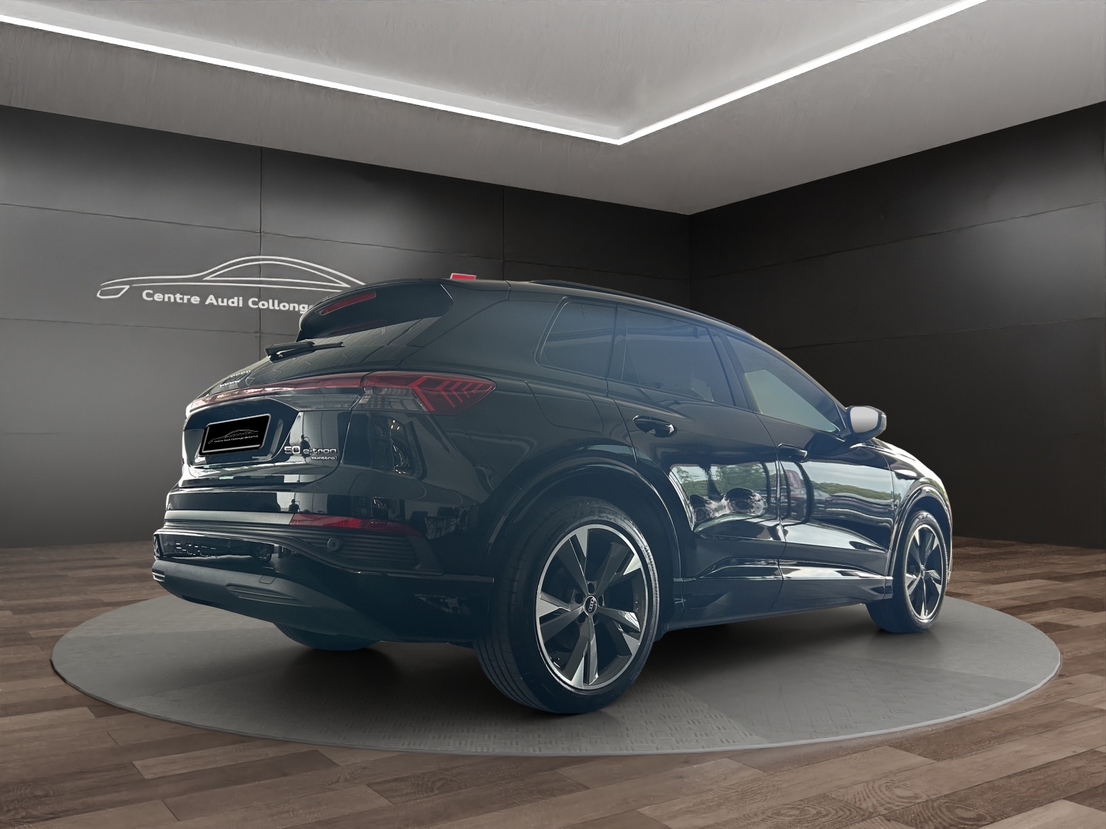 AUDI Q4 e-tron 50 quattro-image-5