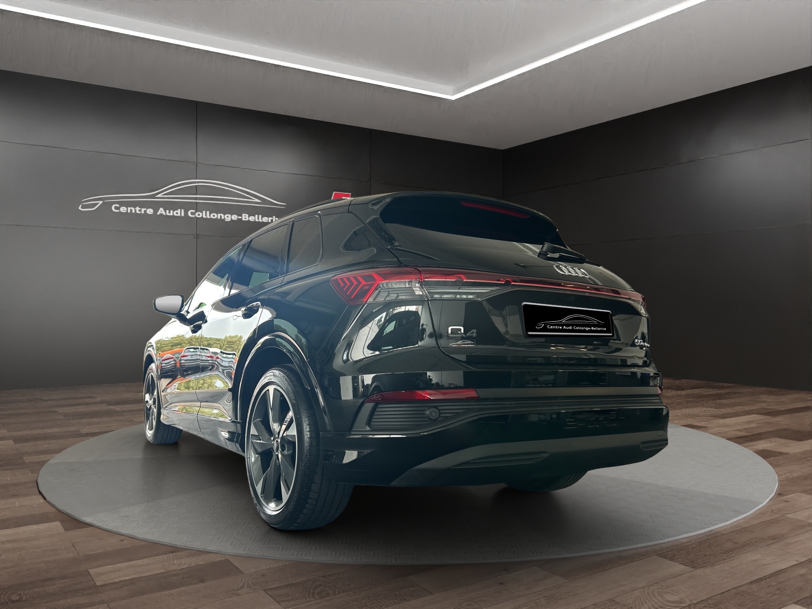AUDI Q4 e-tron 50 quattro-image-3