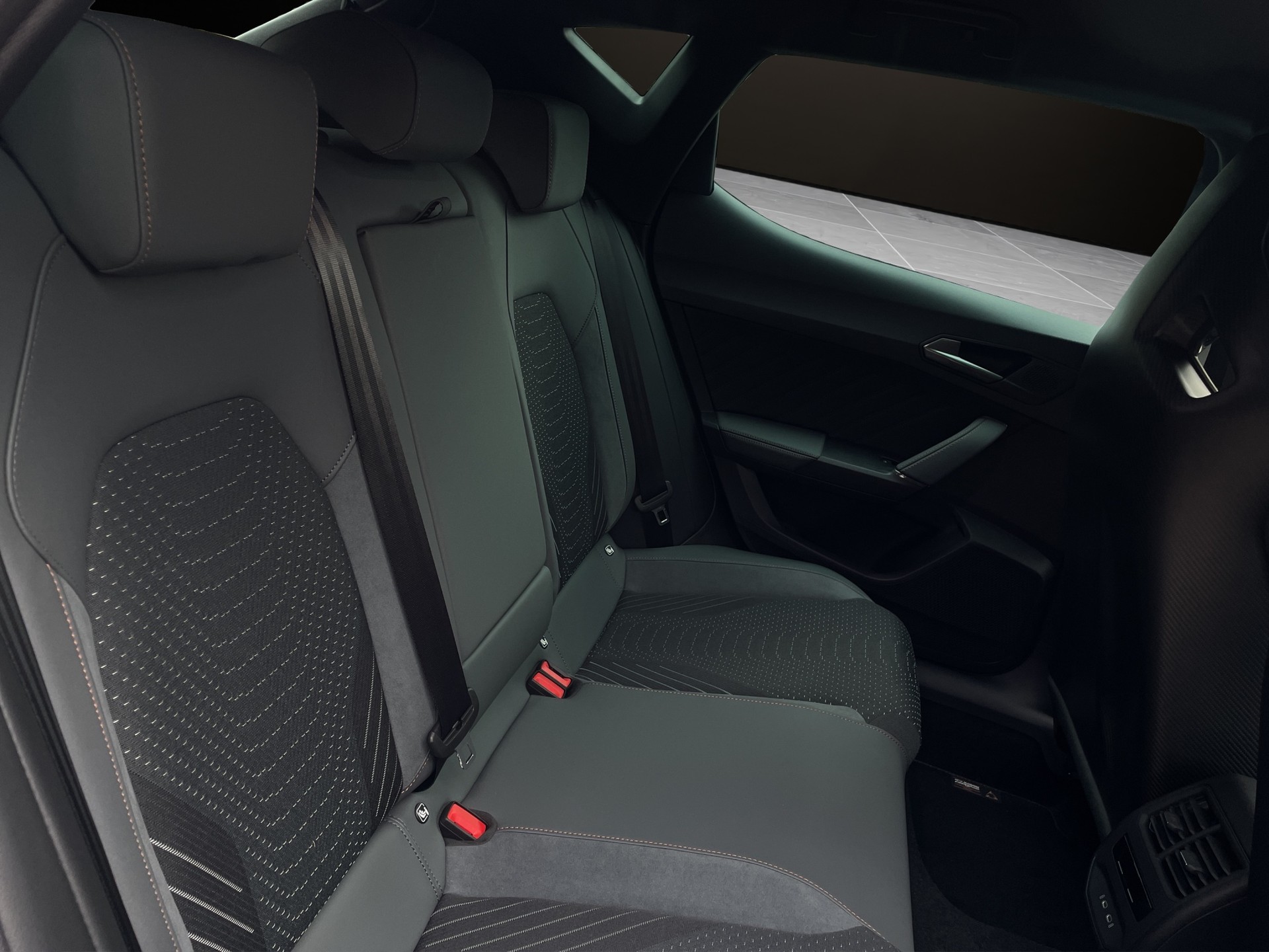 CUPRA LEON 2.0 TSI VZ Performance Prime Edition DSG-image-17