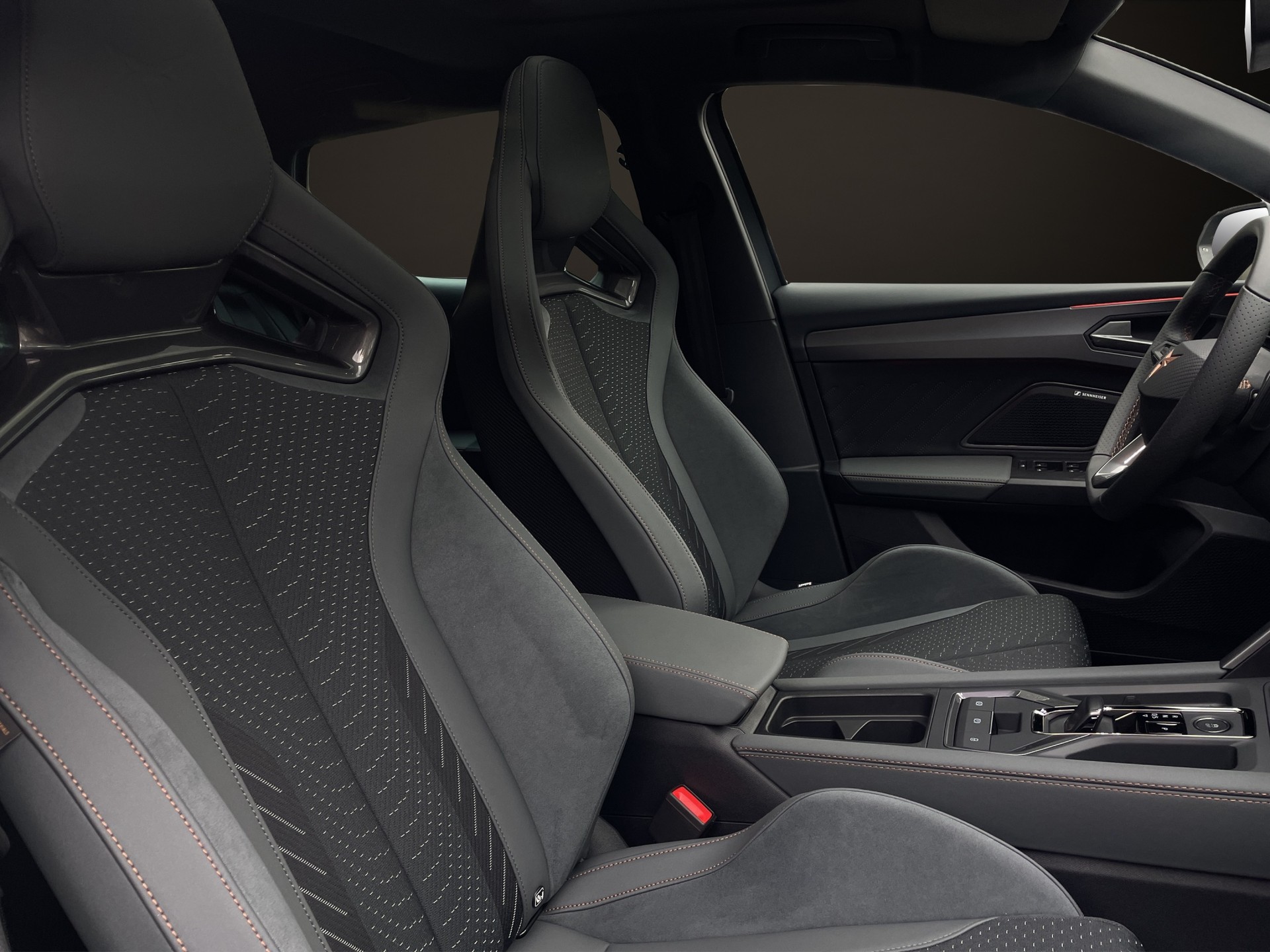 CUPRA LEON 2.0 TSI VZ Performance Prime Edition DSG-image-16