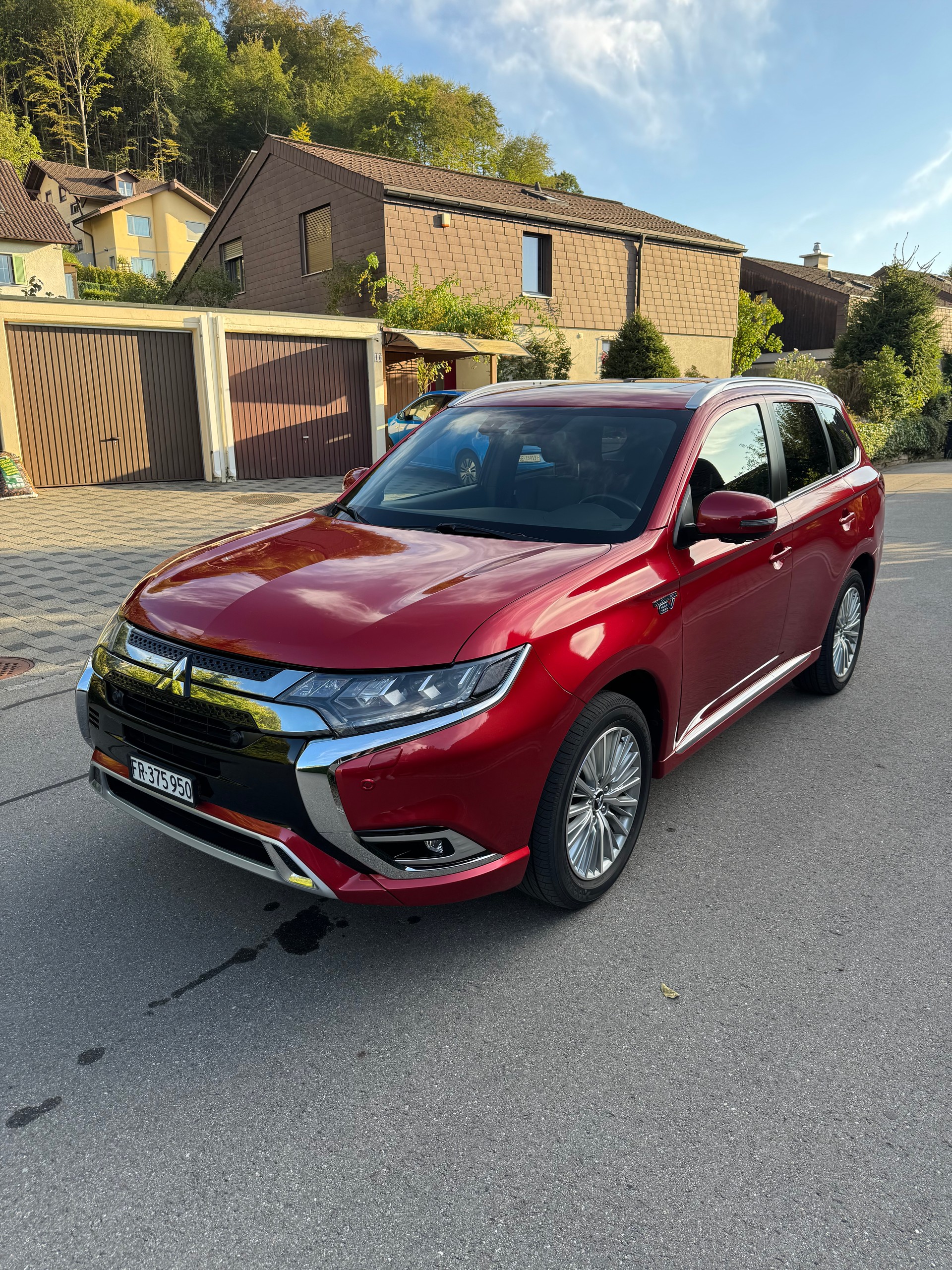 MITSUBISHI 2.4 PHEV Diamond-image-0