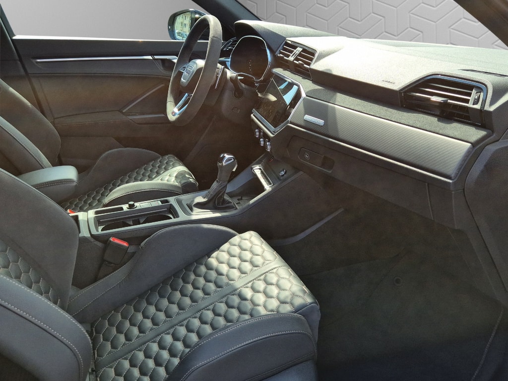 AUDI RS Q3 Sportback edition 10 years quattro S tronic-image-9