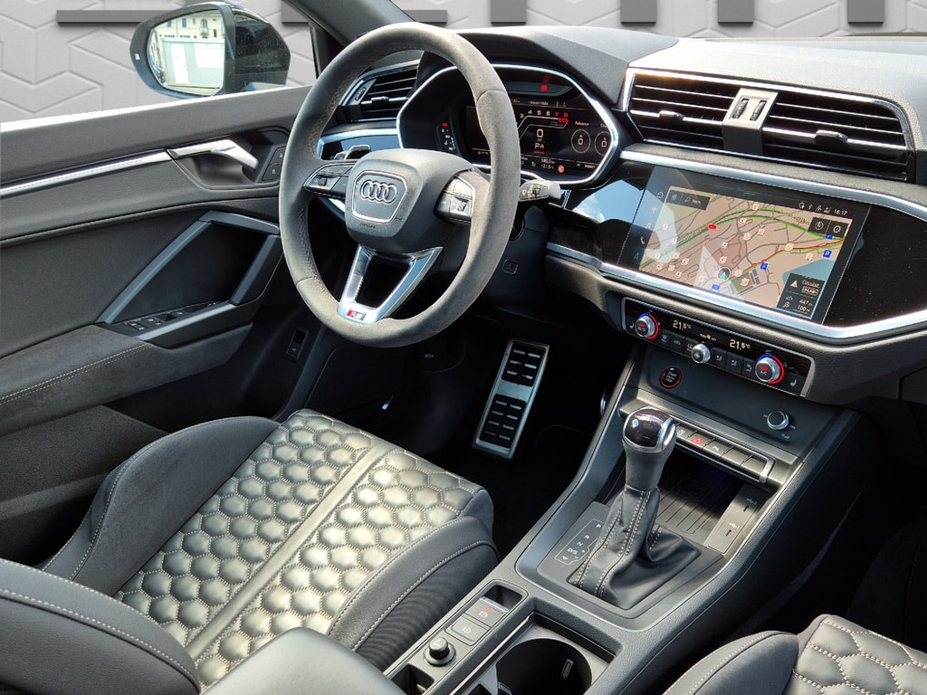 AUDI RS Q3 Sportback edition 10 years quattro S tronic-image-8