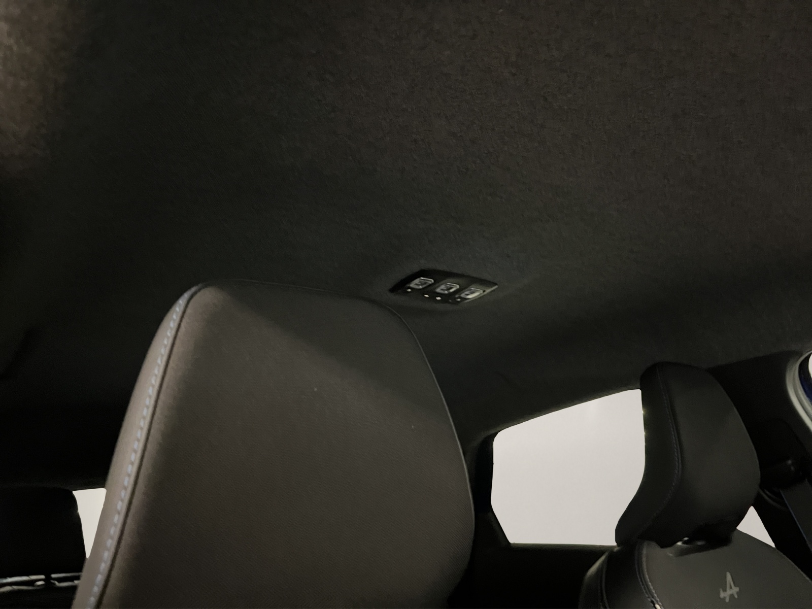 RENAULT Captur 1.3 TCe 160 esprit Alpine EDC-image-15