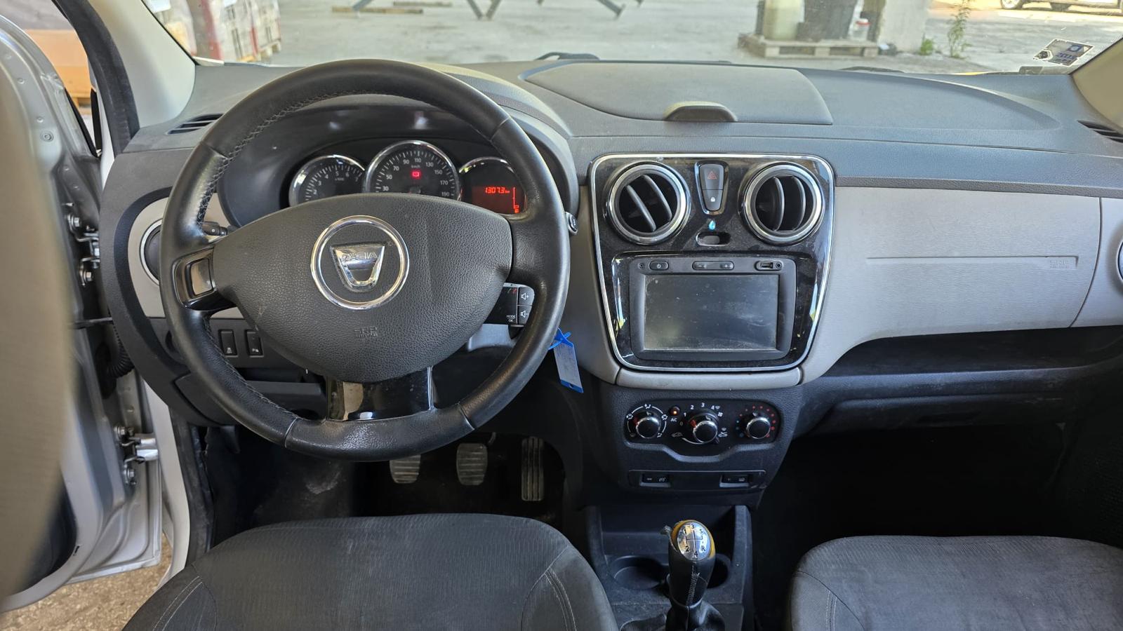 DACIA Lodgy 1.5 dCi Ambiance-image-8