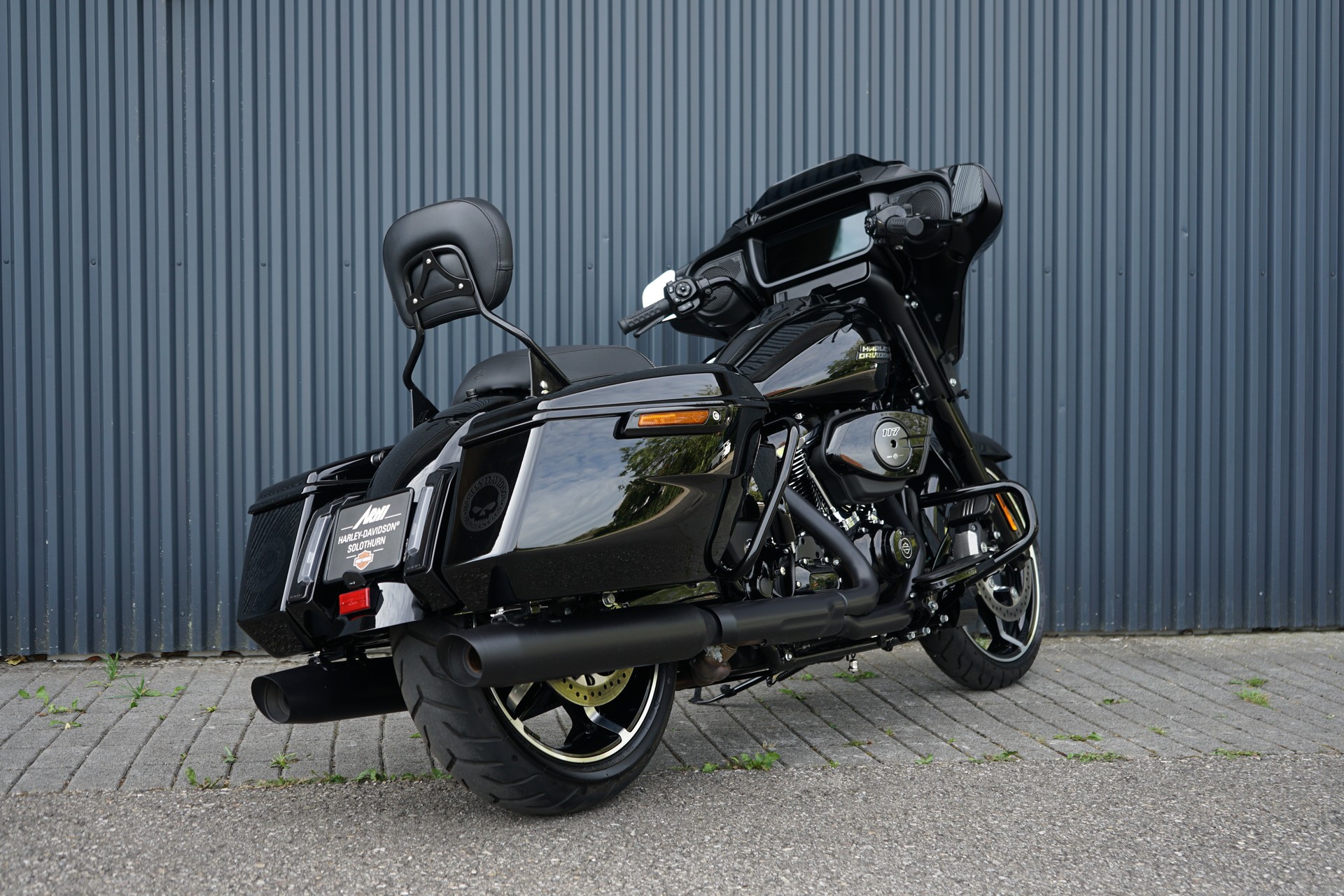 HARLEY-DAVIDSON FLHX Street Glide Black Finish 117-image-4