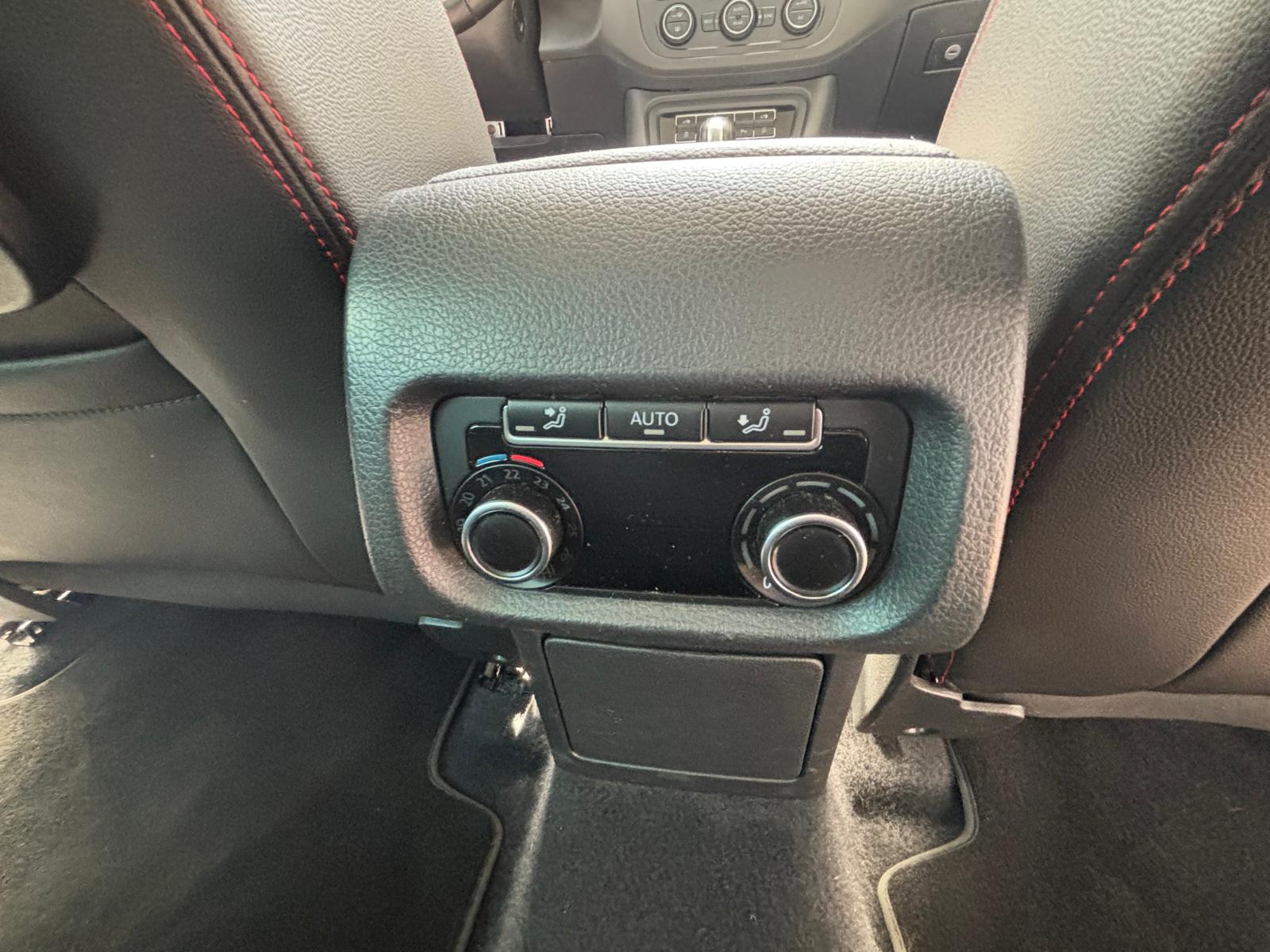 SEAT Alhambra 2.0 TDI 4Drive SWISS FR-image-16