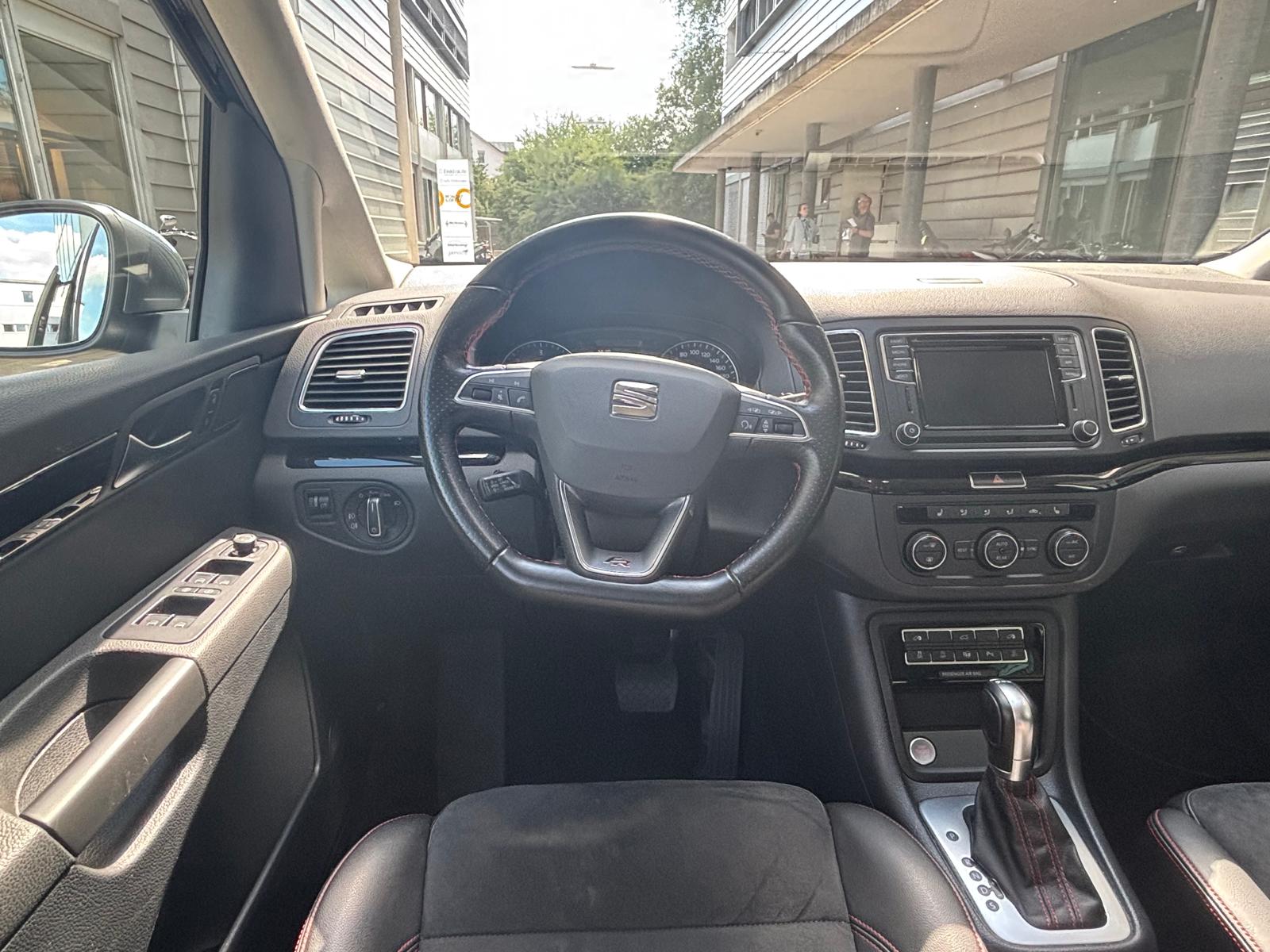 SEAT Alhambra 2.0 TDI 4Drive SWISS FR-image-9