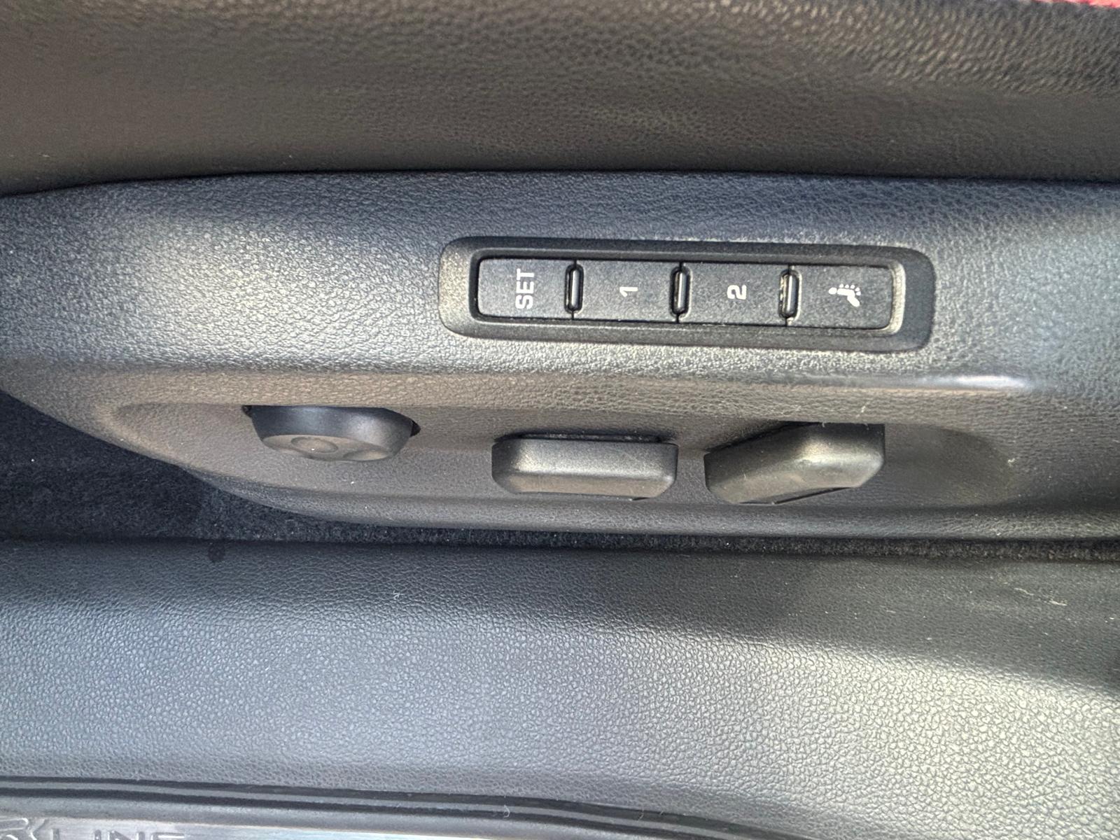 SEAT Alhambra 2.0 TDI 4Drive SWISS FR-image-13