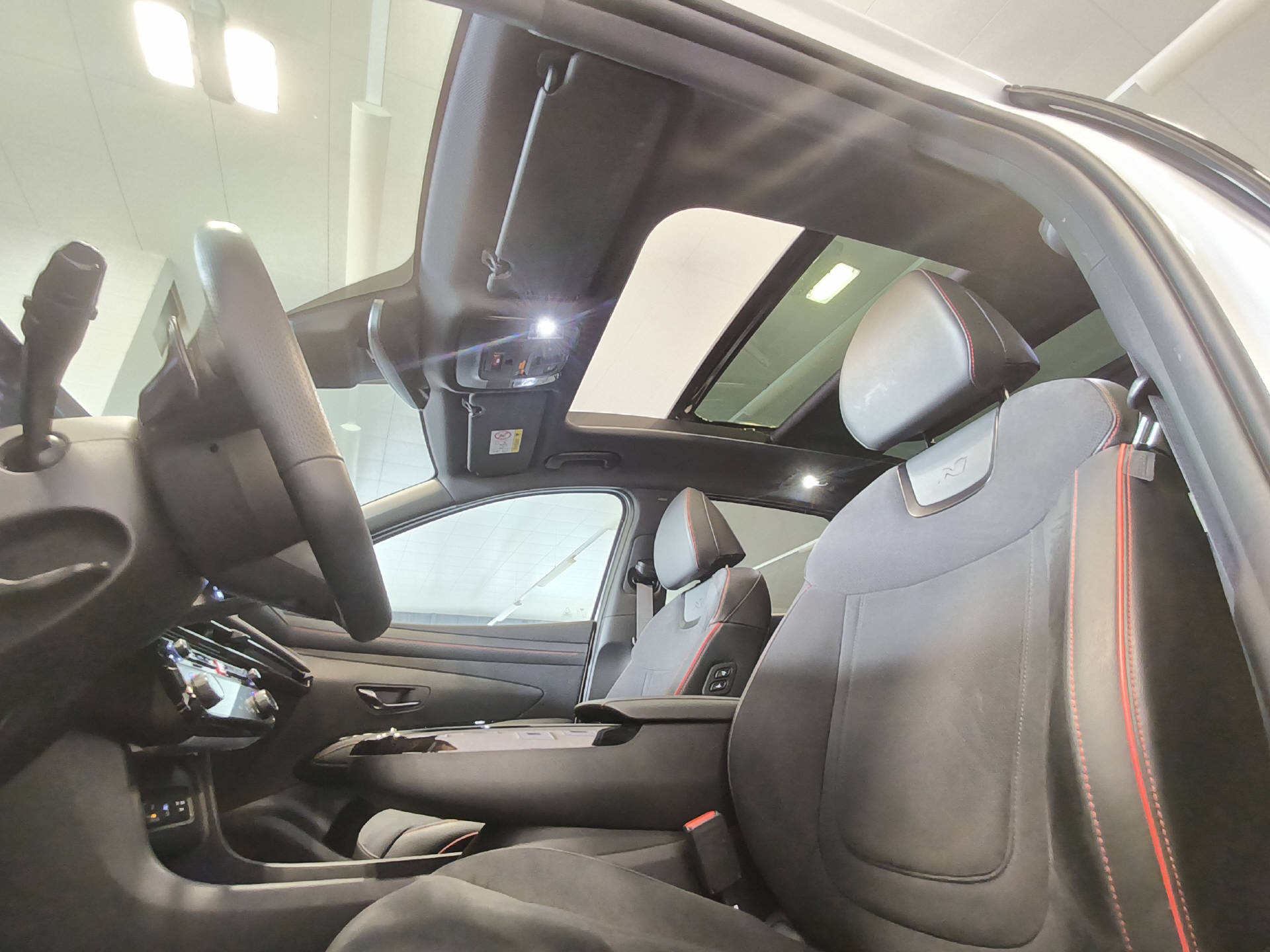 HYUNDAI Tucson 1.6 T-GDi HEV N-Line 4WD-image-20