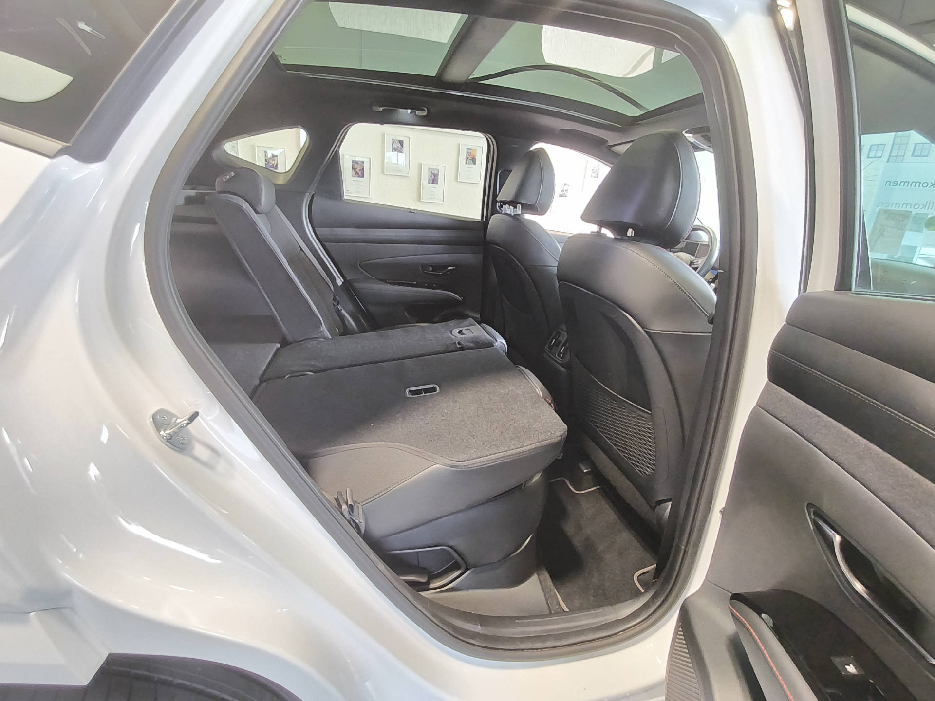 HYUNDAI Tucson 1.6 T-GDi HEV N-Line 4WD-image-9