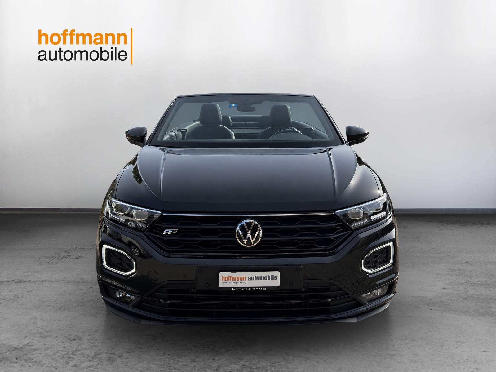 VW T-Roc Cabriolet 1.5 TSI EVO Black & White DSG-showroom-element-2