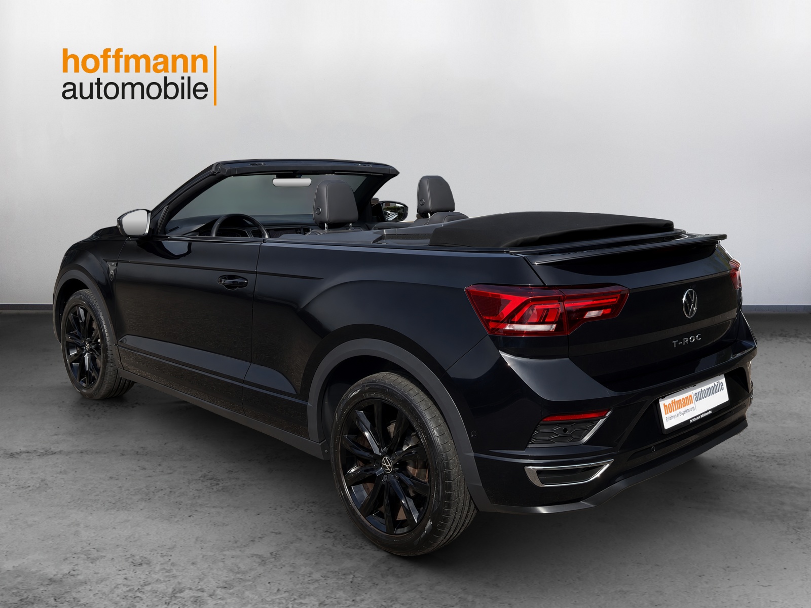 VW T-Roc Cabriolet 1.5 TSI EVO Black & White DSG-image-9